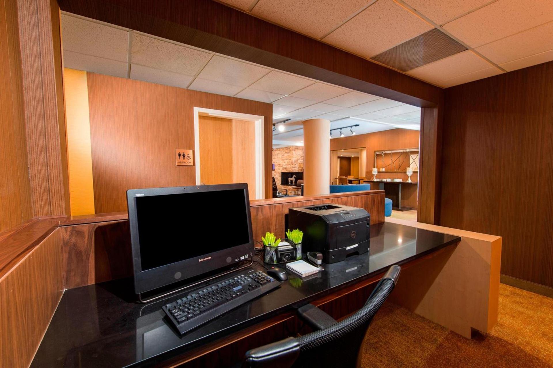 Fairfield Inn & Suites by Marriott Fort Myers Cape Coral photo 27