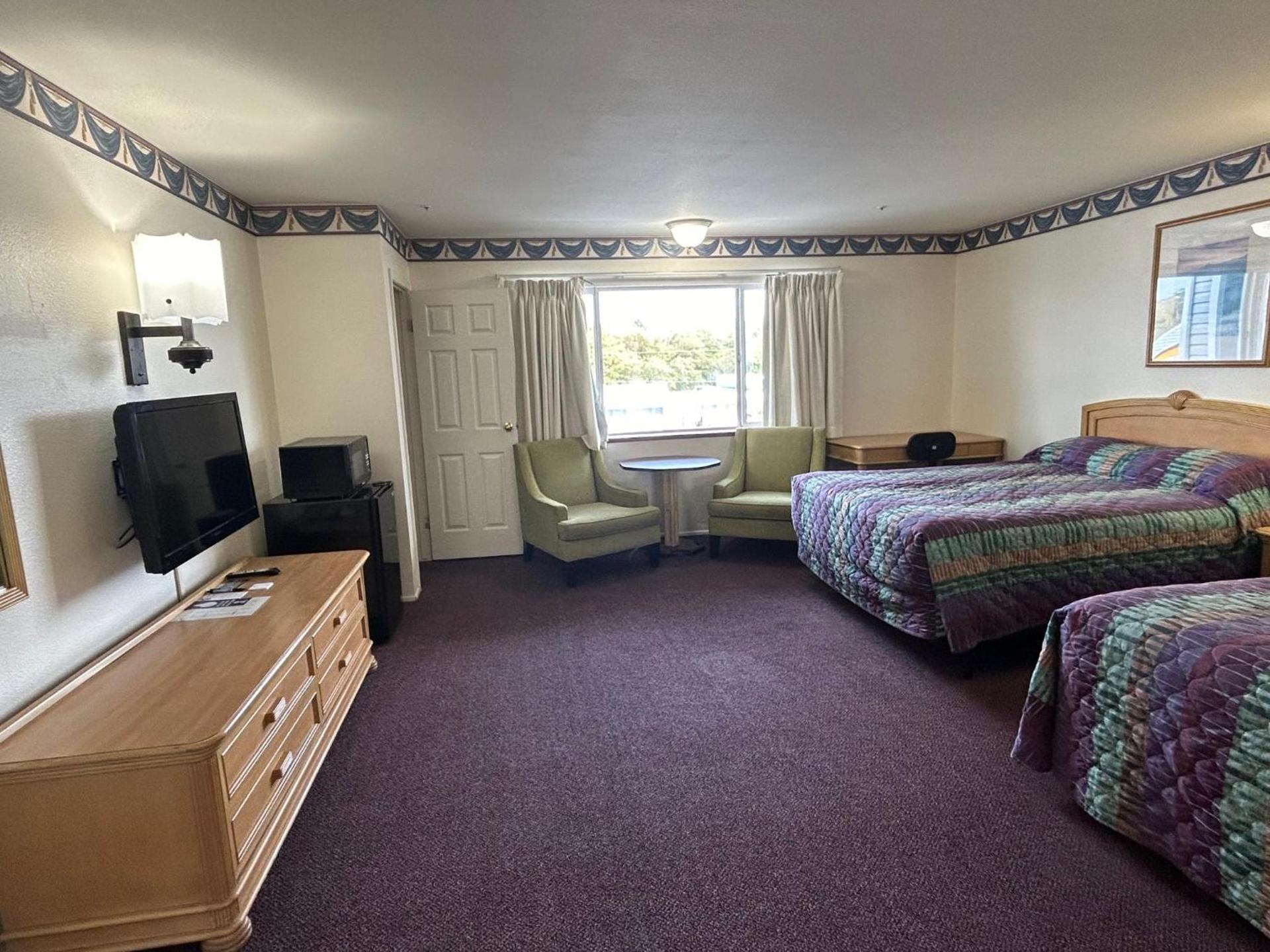 Bayview Inn photo 15