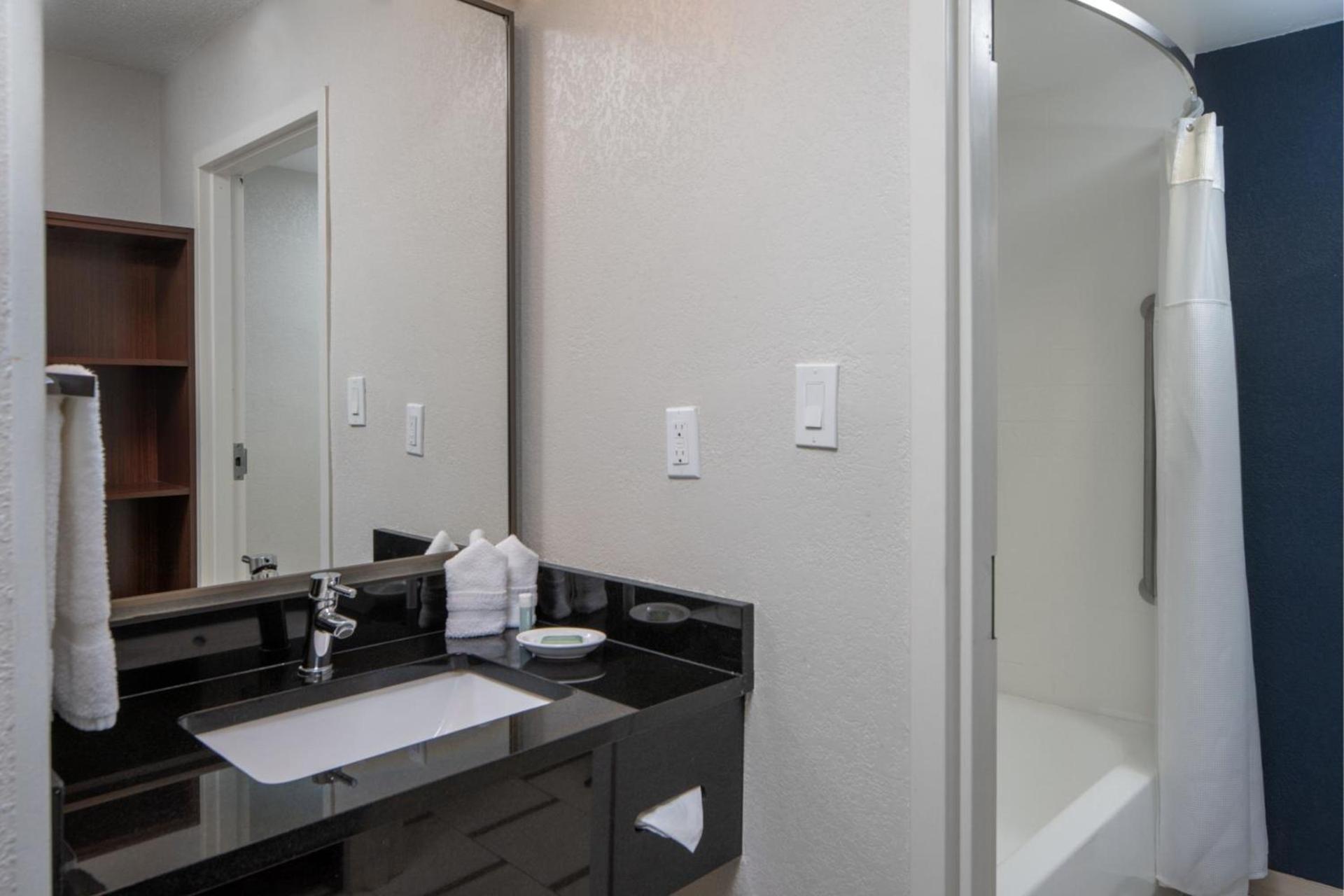 Fairfield Inn & Suites by Marriott Fort Myers Cape Coral photo 15
