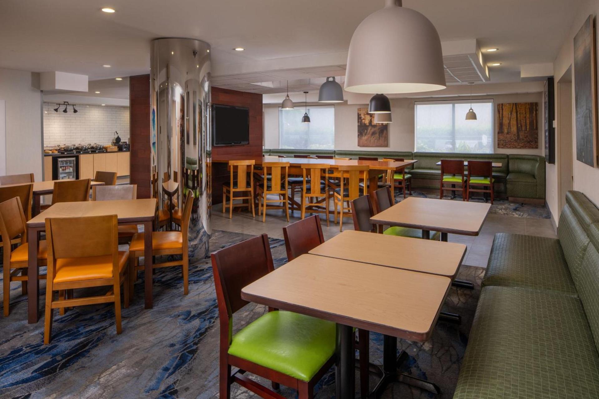 Fairfield Inn & Suites by Marriott Fort Myers Cape Coral photo 30