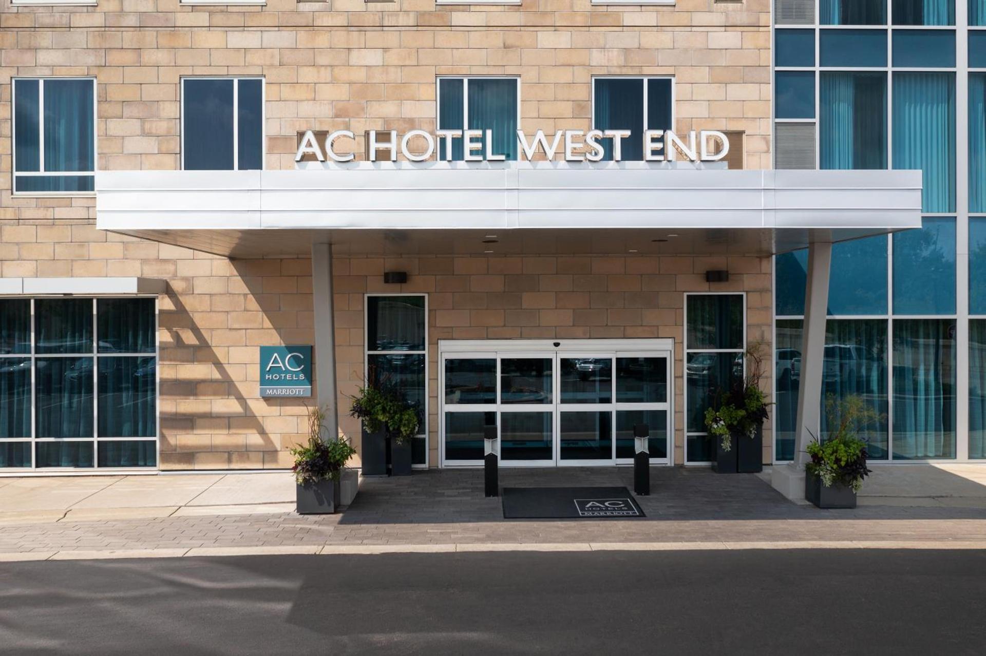 AC Hotel by Marriott Minneapolis West End photo 13