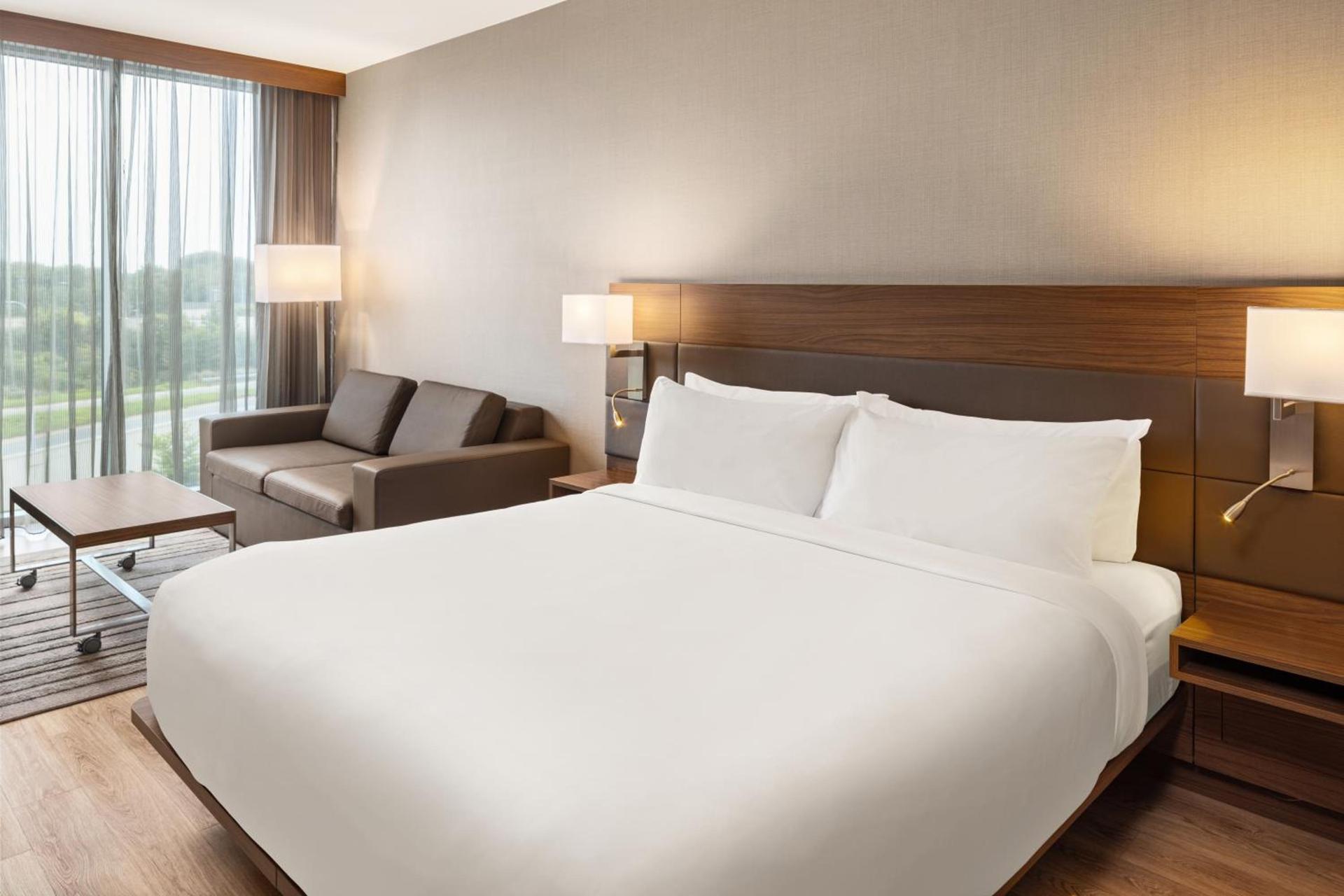 AC Hotel by Marriott Minneapolis West End photo 42