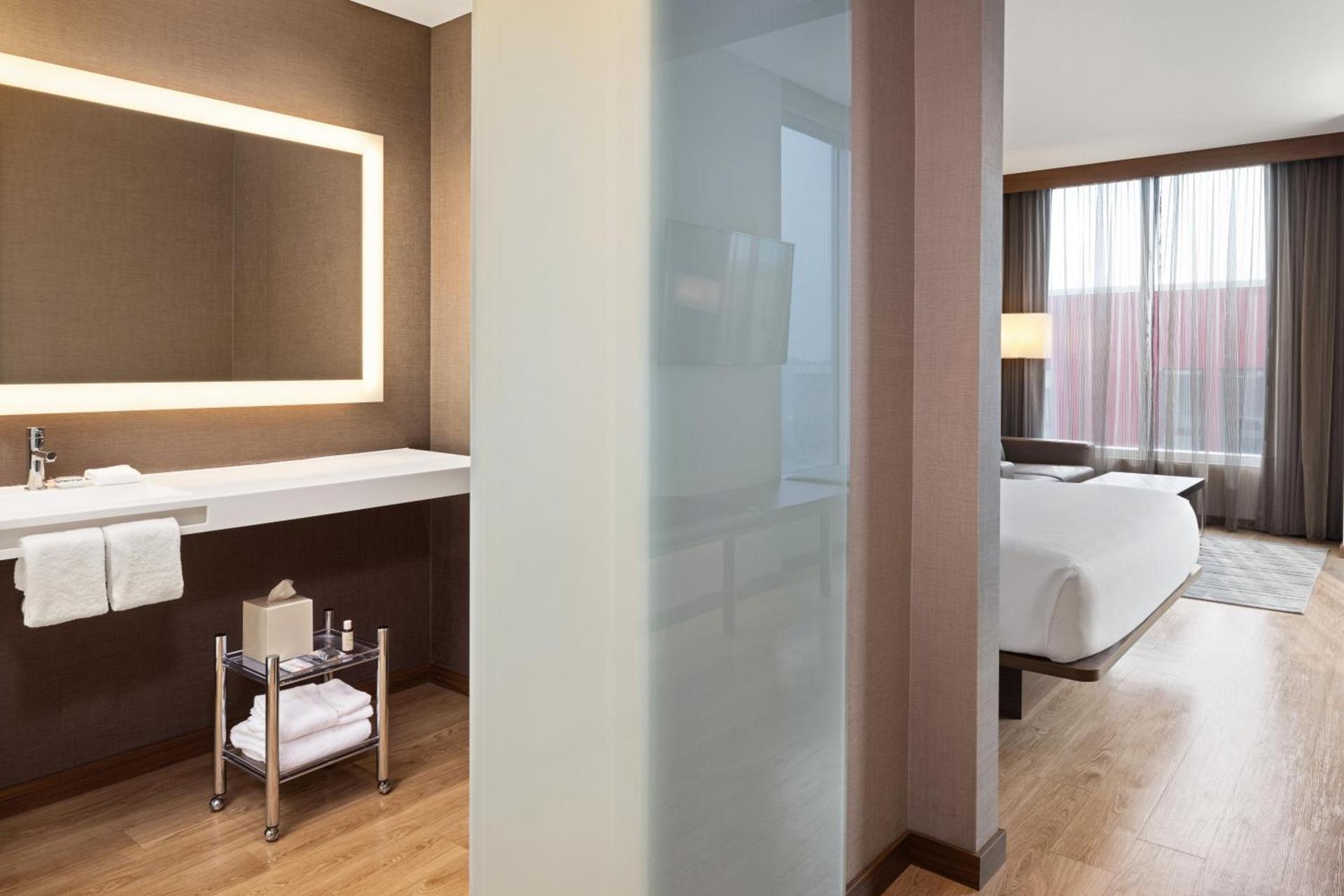 AC Hotel by Marriott Minneapolis West End photo 48