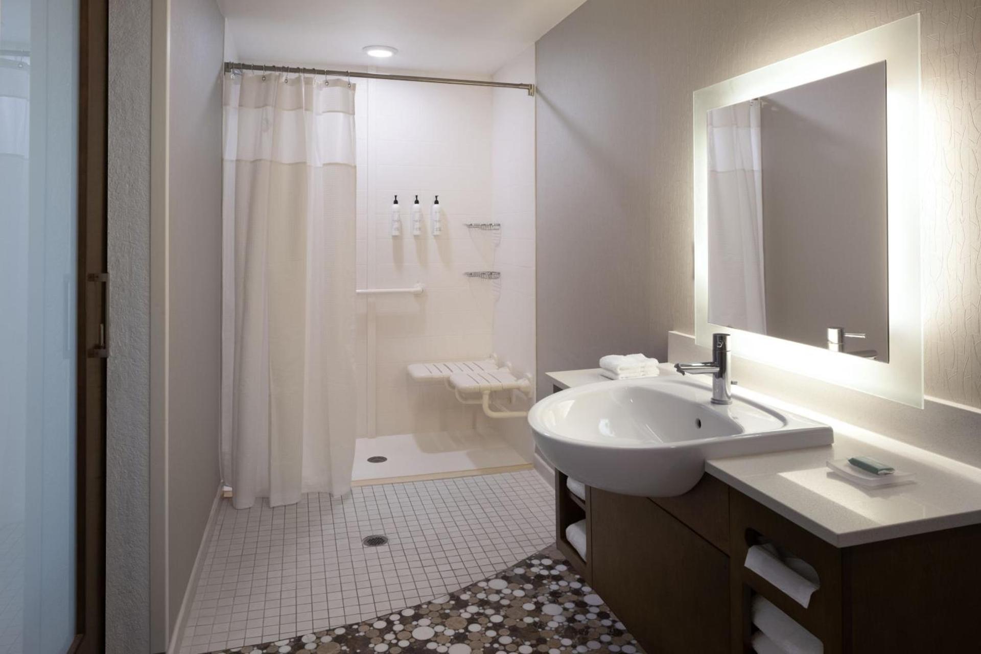 SpringHill Suites by Marriott Orlando at FLAMINGO CROSSINGS Town Center-Western Entrance photo 18
