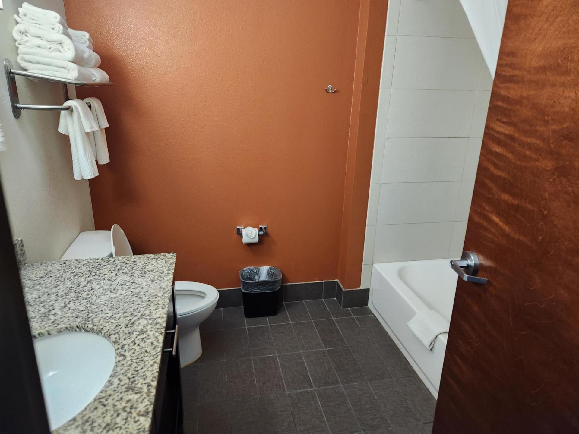 Sleep Inn & Suites Blackwell I-35 photo 38