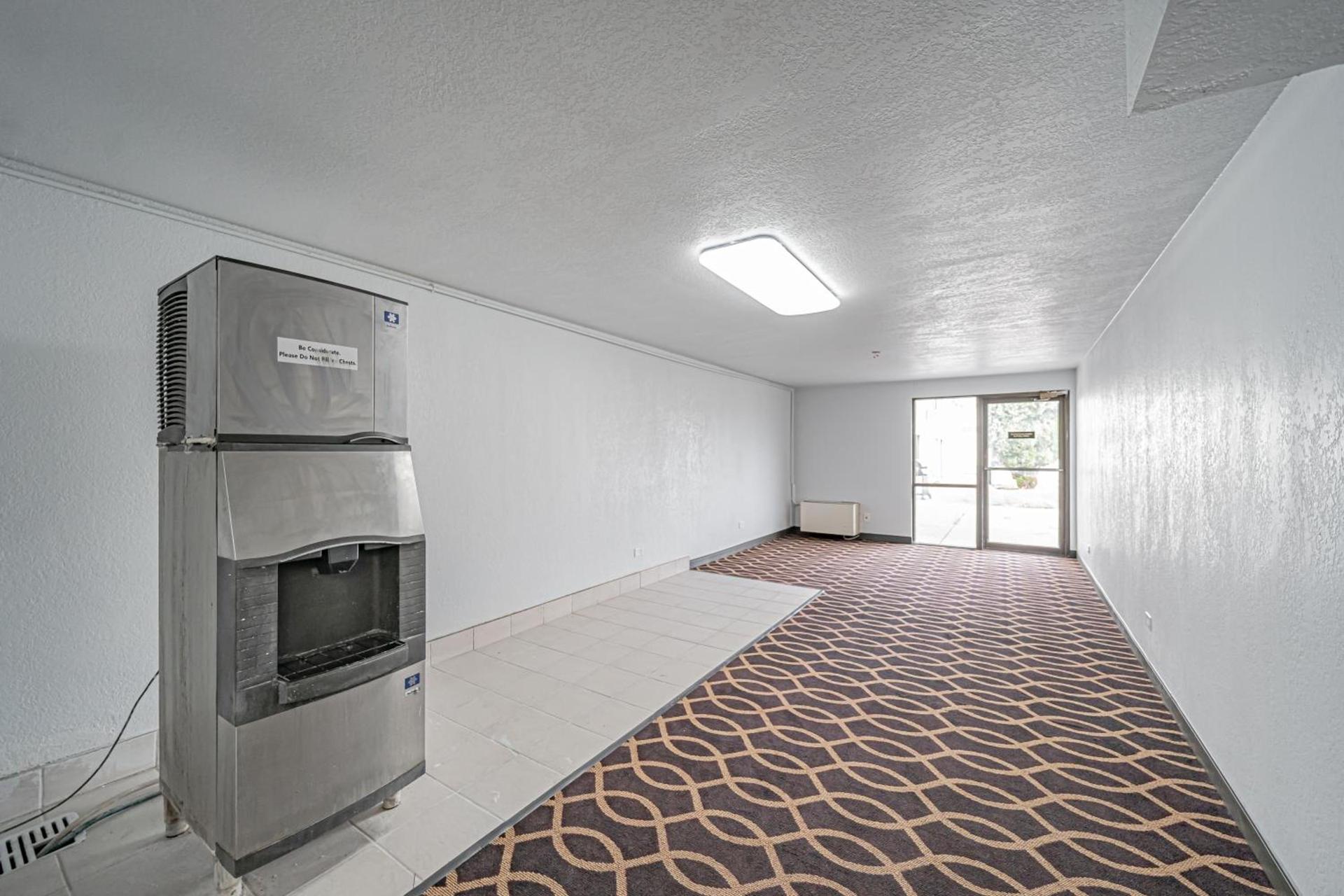 Motel 6 Pocatello ID photo 38