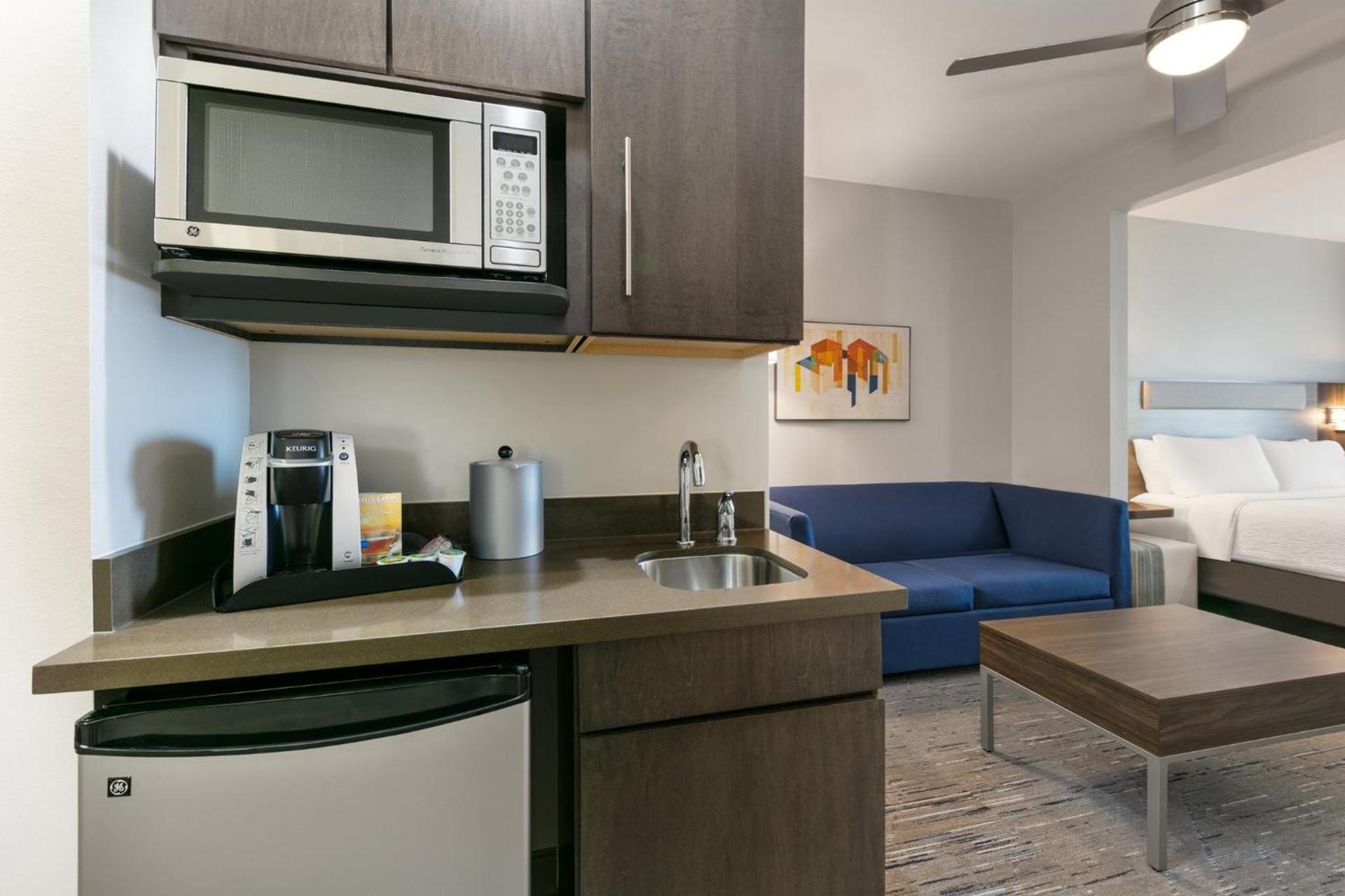 Holiday Inn Express & Suites Amarillo West by IHG photo 37