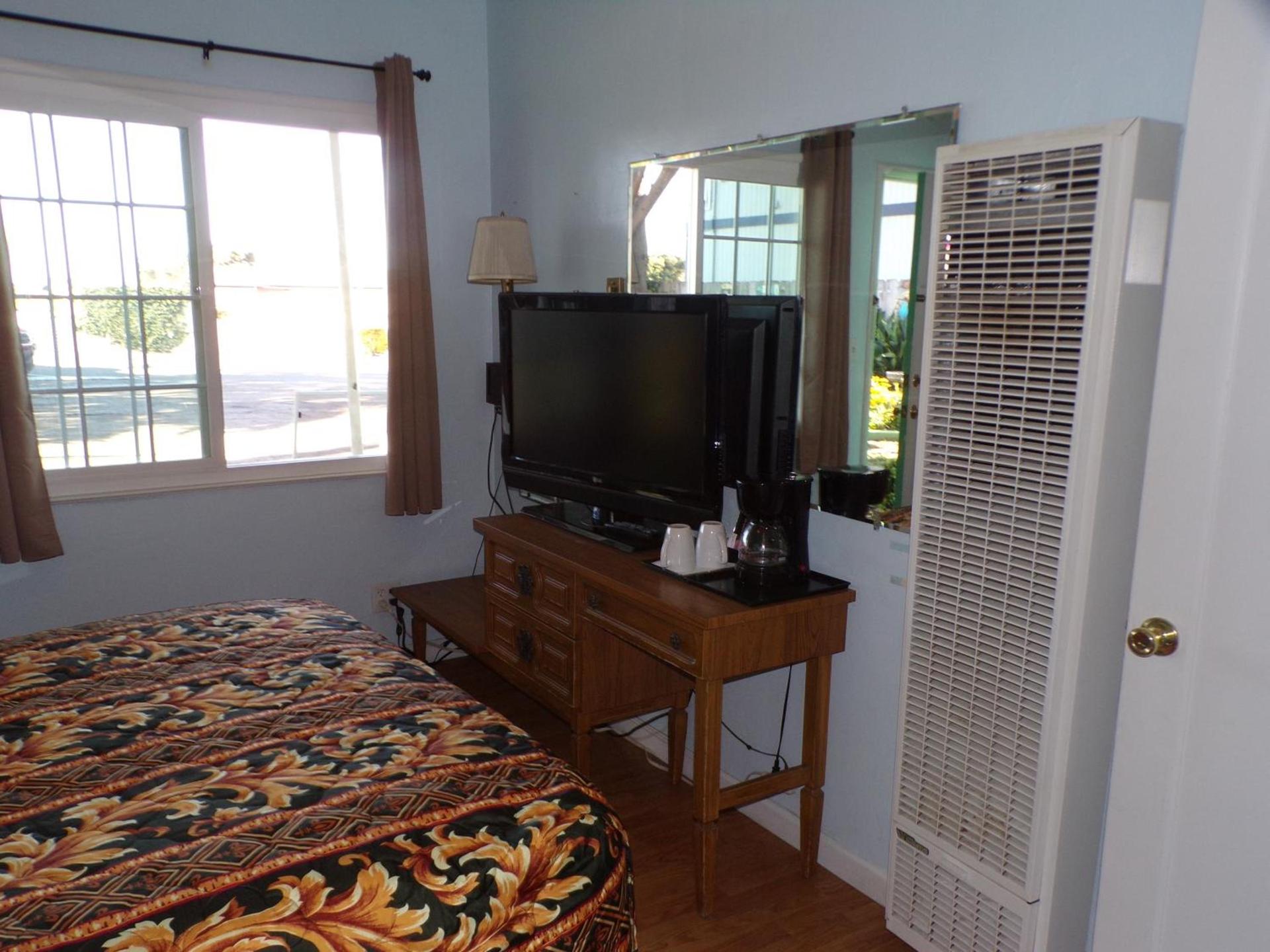 Cypress Tree Motel photo 30