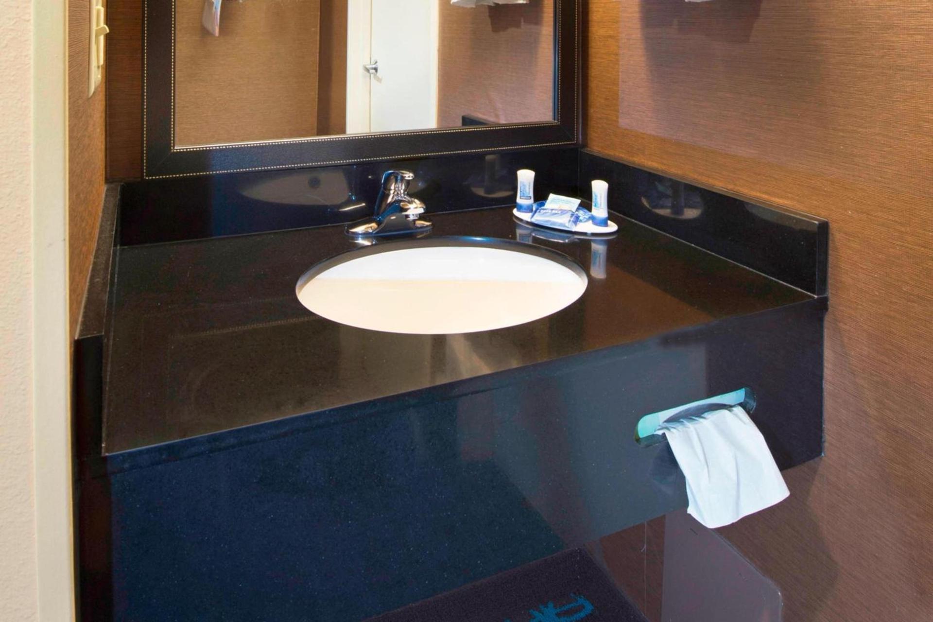 Fairfield Inn Huntsville photo 9