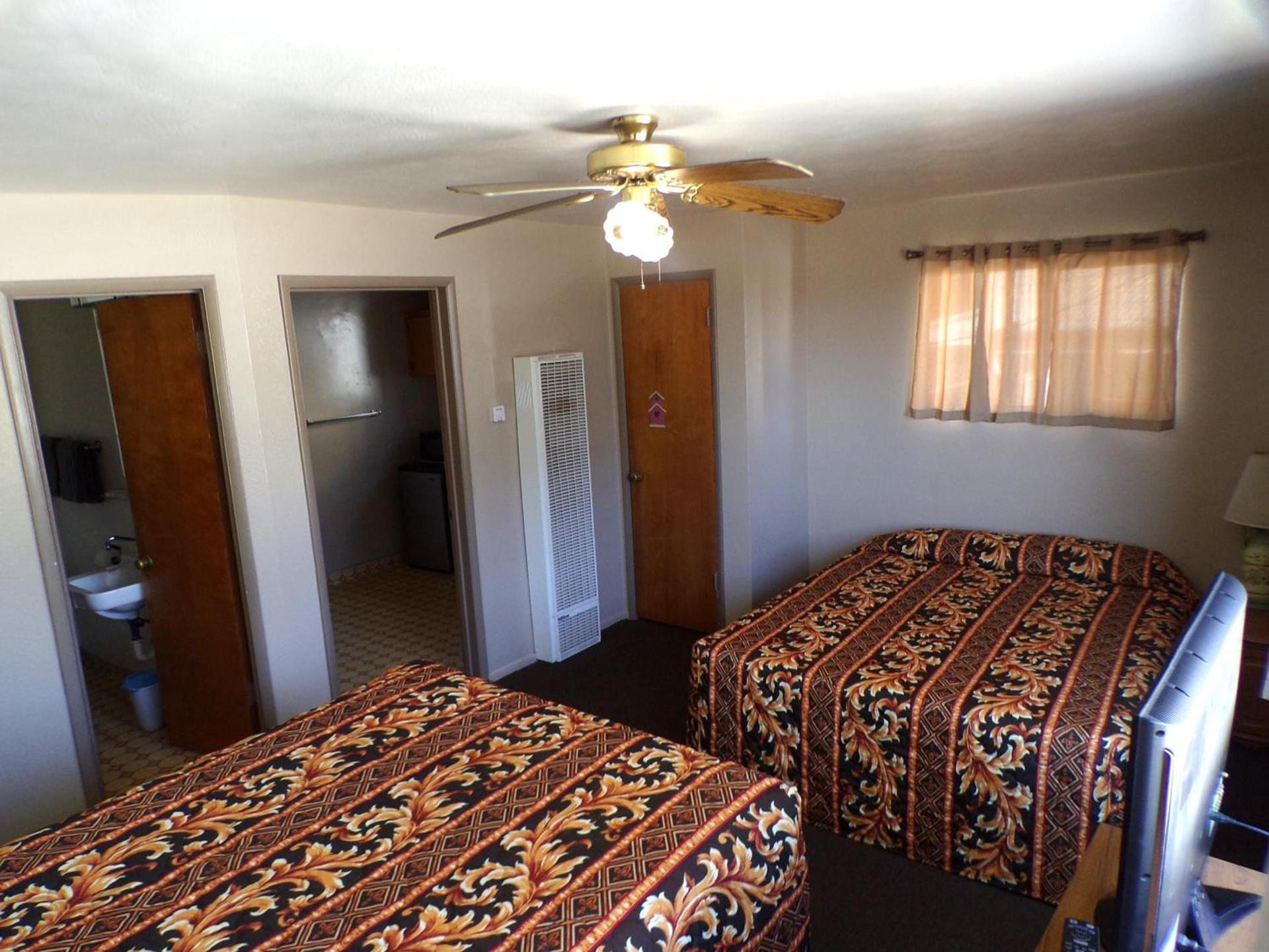 Cypress Tree Motel photo 38