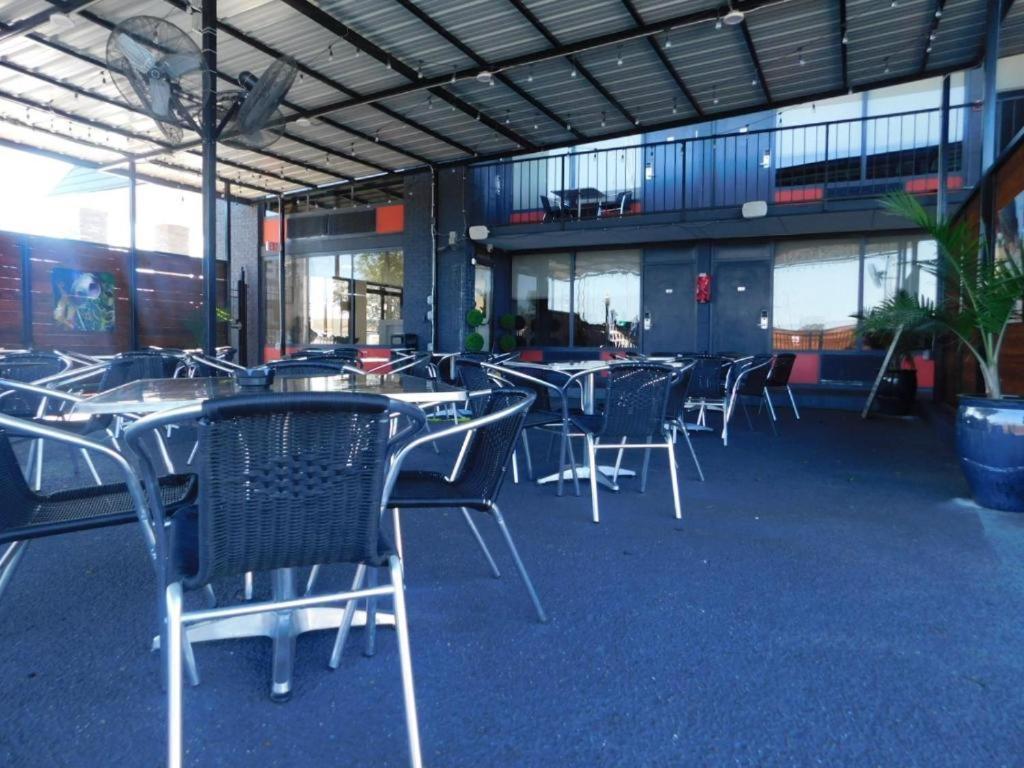 Hotel 10 Extended Stay photo 6