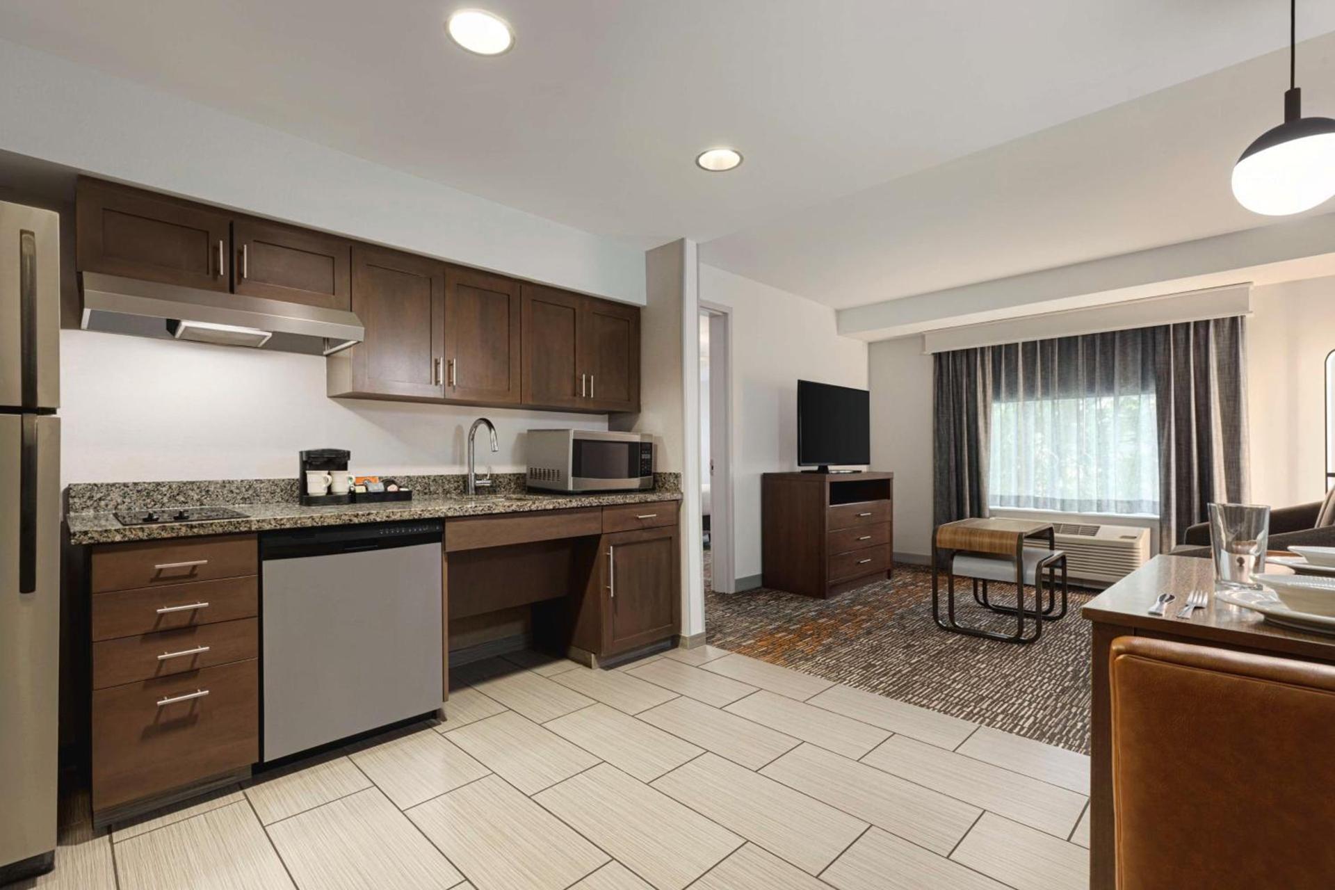 Homewood Suites by Hilton - Charlottesville photo 34
