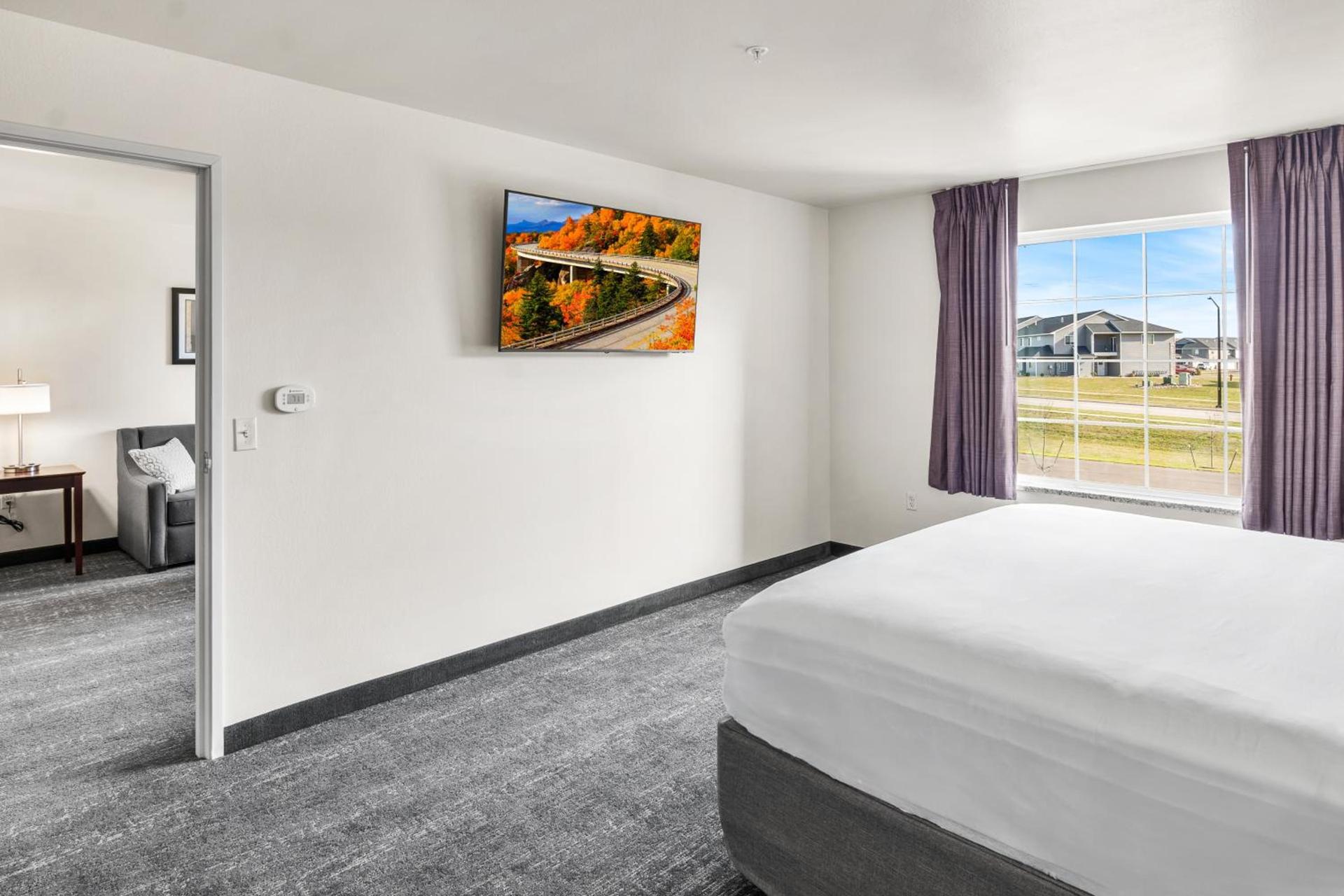 Cobblestone Hotel & Suites Denmark - Green Bay photo 19
