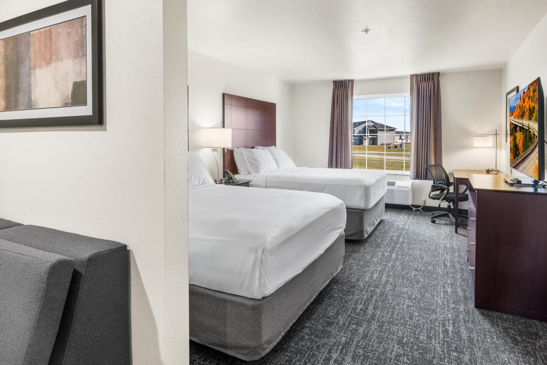 Cobblestone Hotel & Suites Denmark - Green Bay photo 32