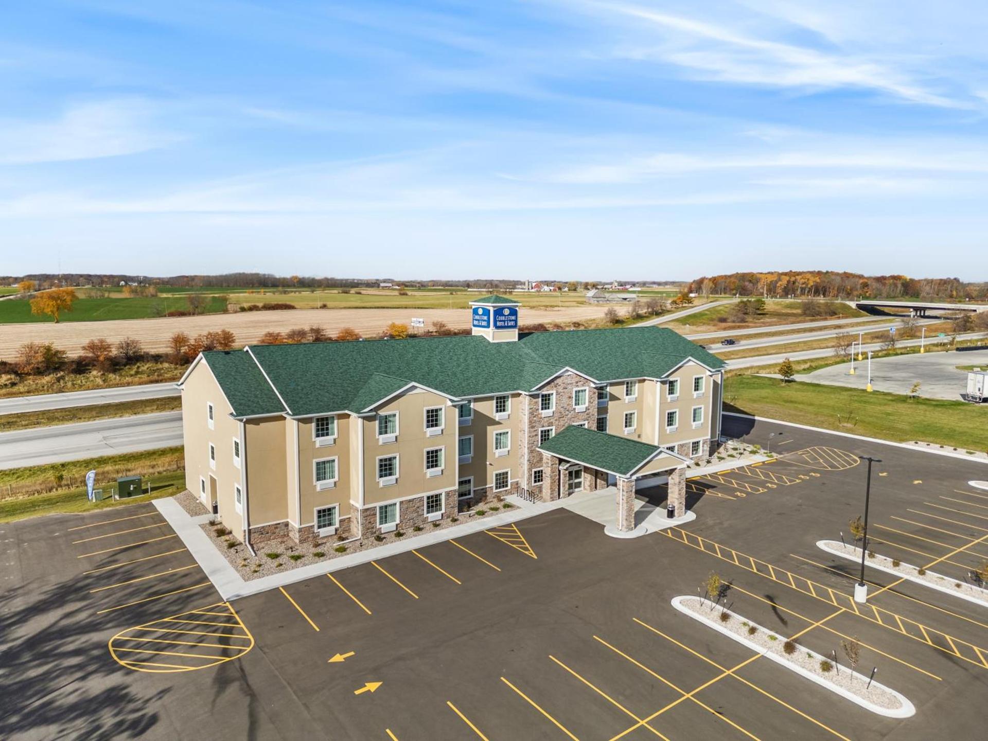 Cobblestone Hotel & Suites Denmark - Green Bay photo 44