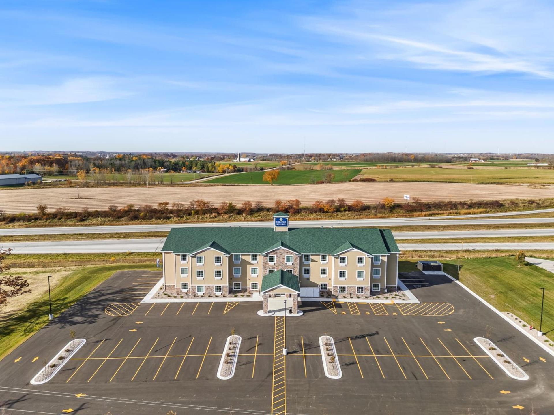Cobblestone Hotel & Suites Denmark - Green Bay photo 59