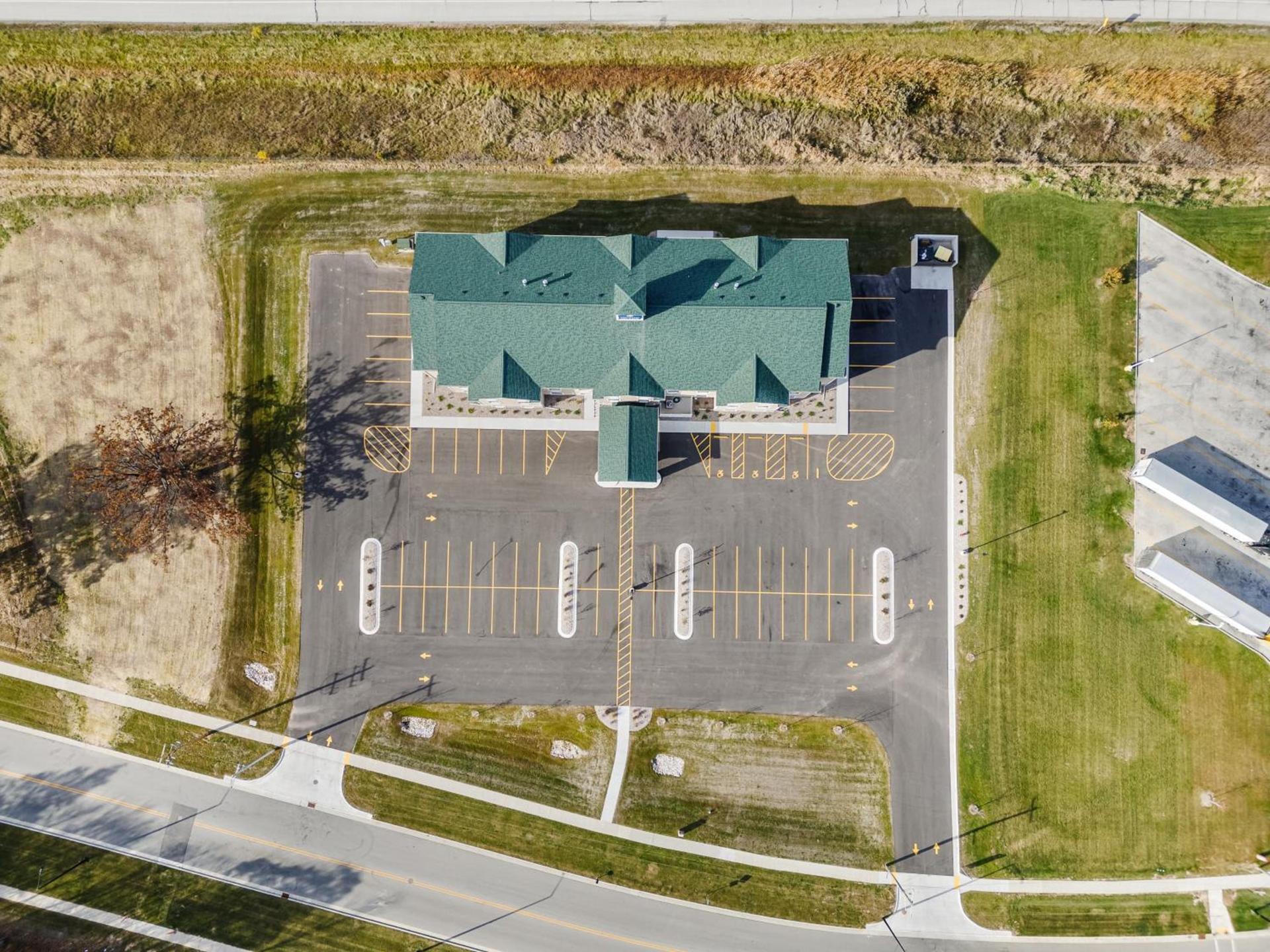 Cobblestone Hotel & Suites Denmark - Green Bay photo 73
