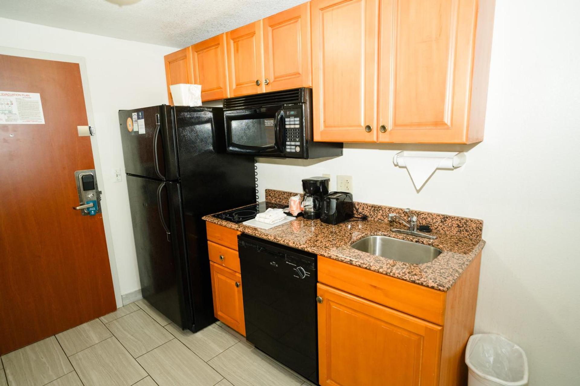 MainStay Suites Knoxville North I-75 photo 29