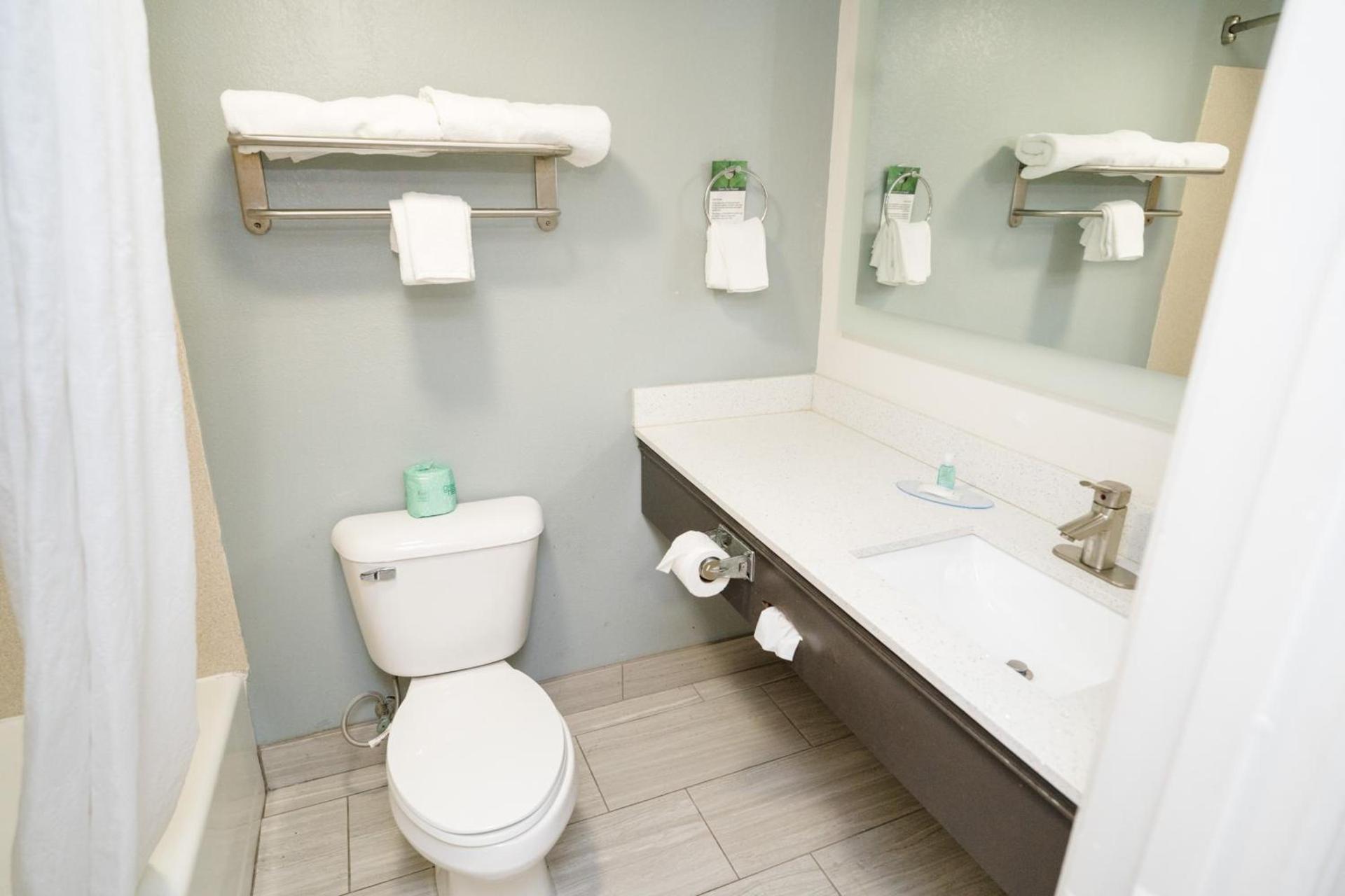 MainStay Suites Knoxville North I-75 photo 41