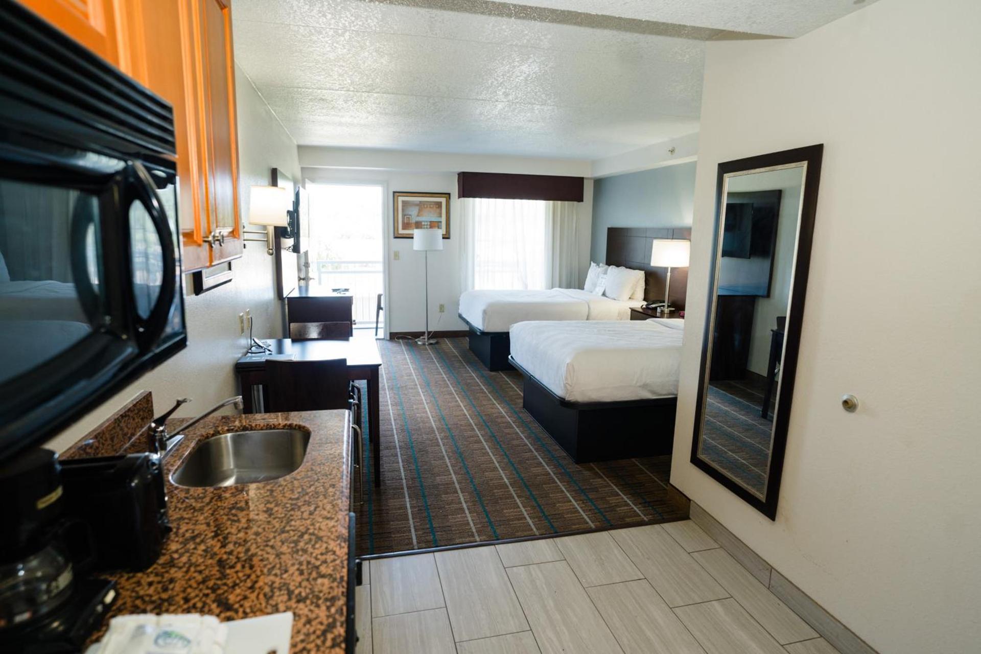 MainStay Suites Knoxville North I-75 photo 60