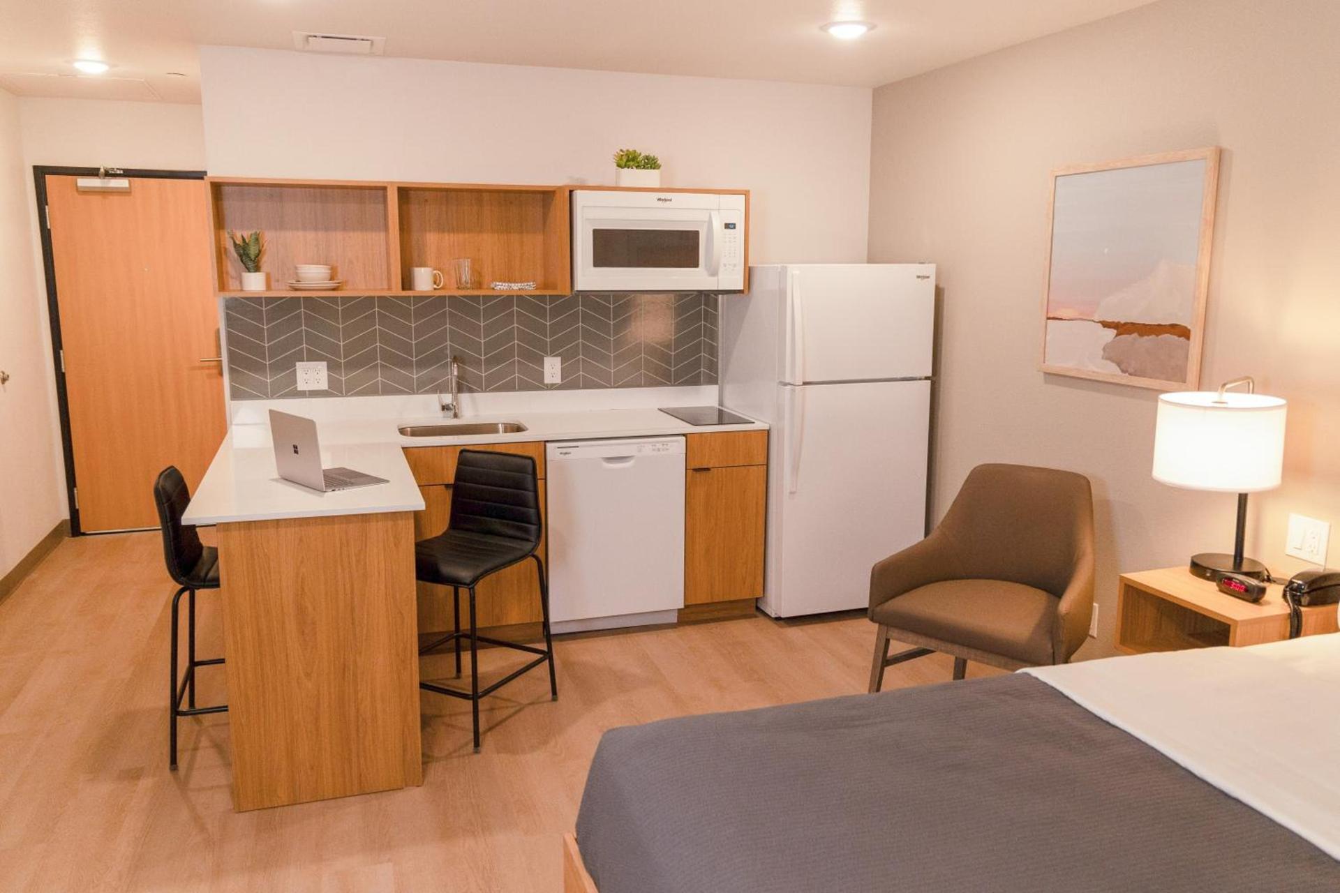 LivAway Suites Tri-Cities-Richland photo 15