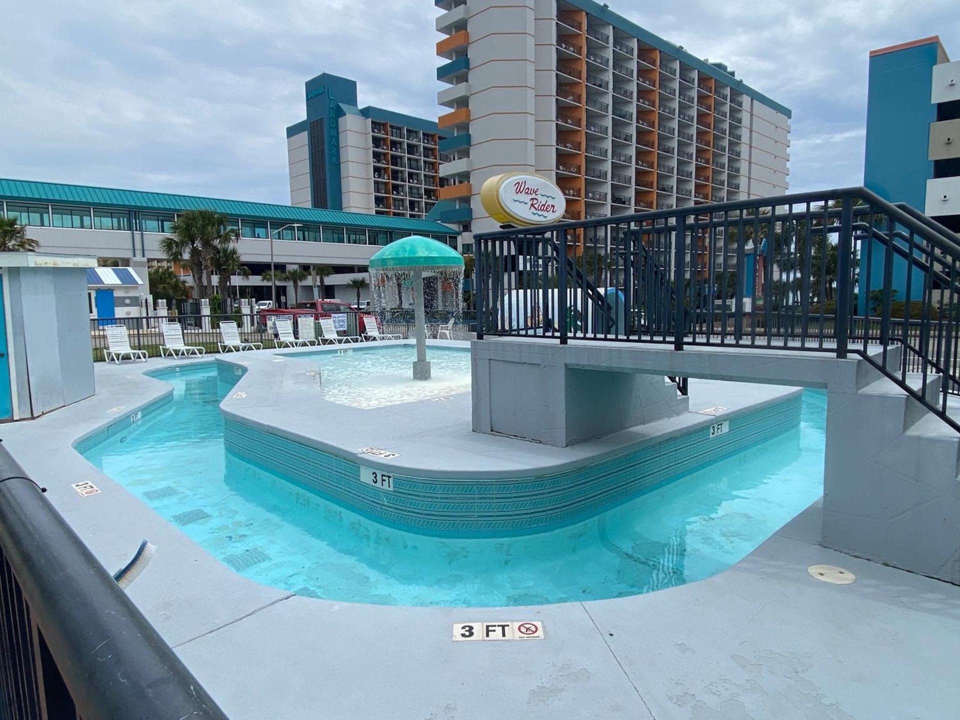 Wave Rider Resort photo 3