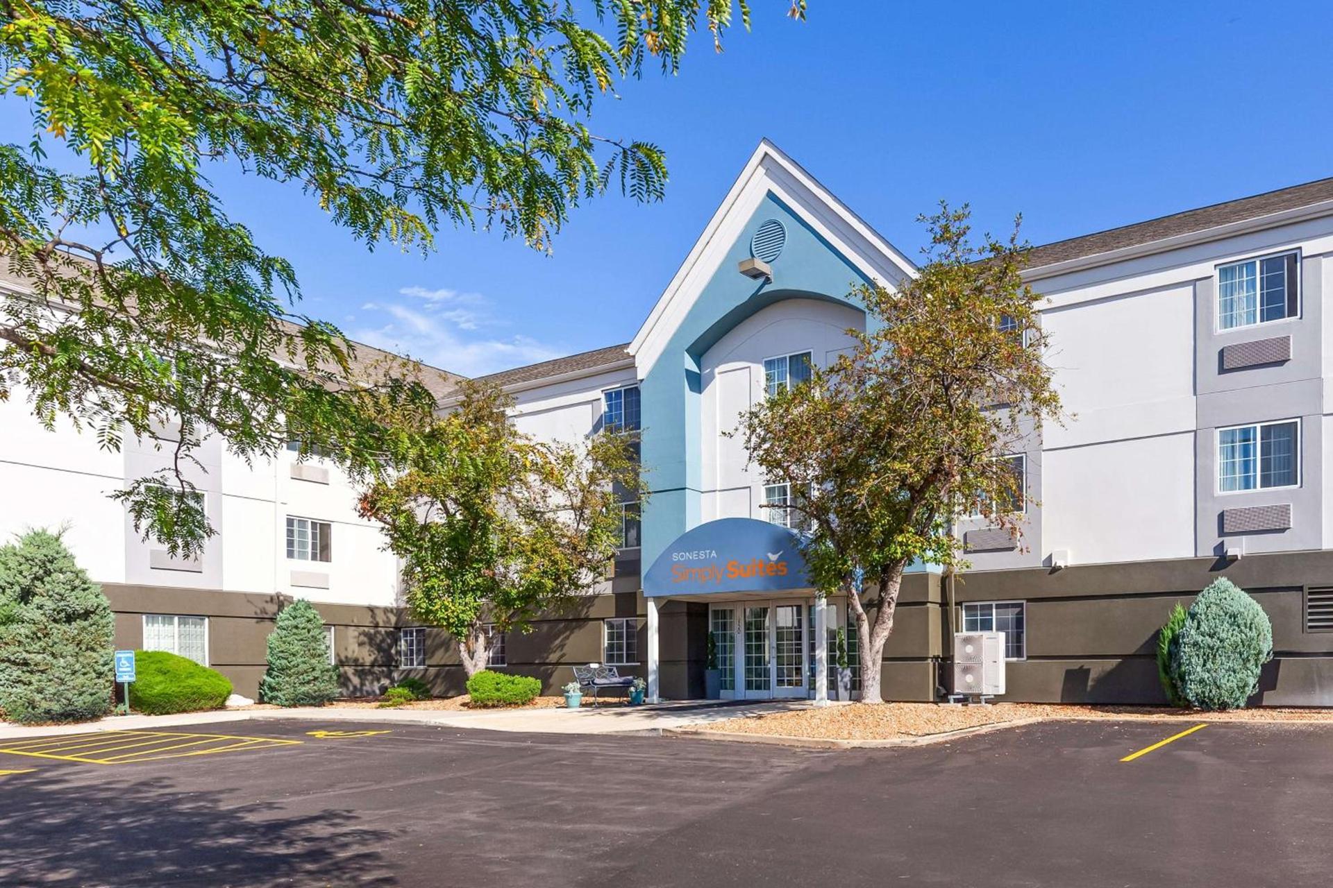 Sonesta Simply Suites St Louis Earth City — hotel in Earth City