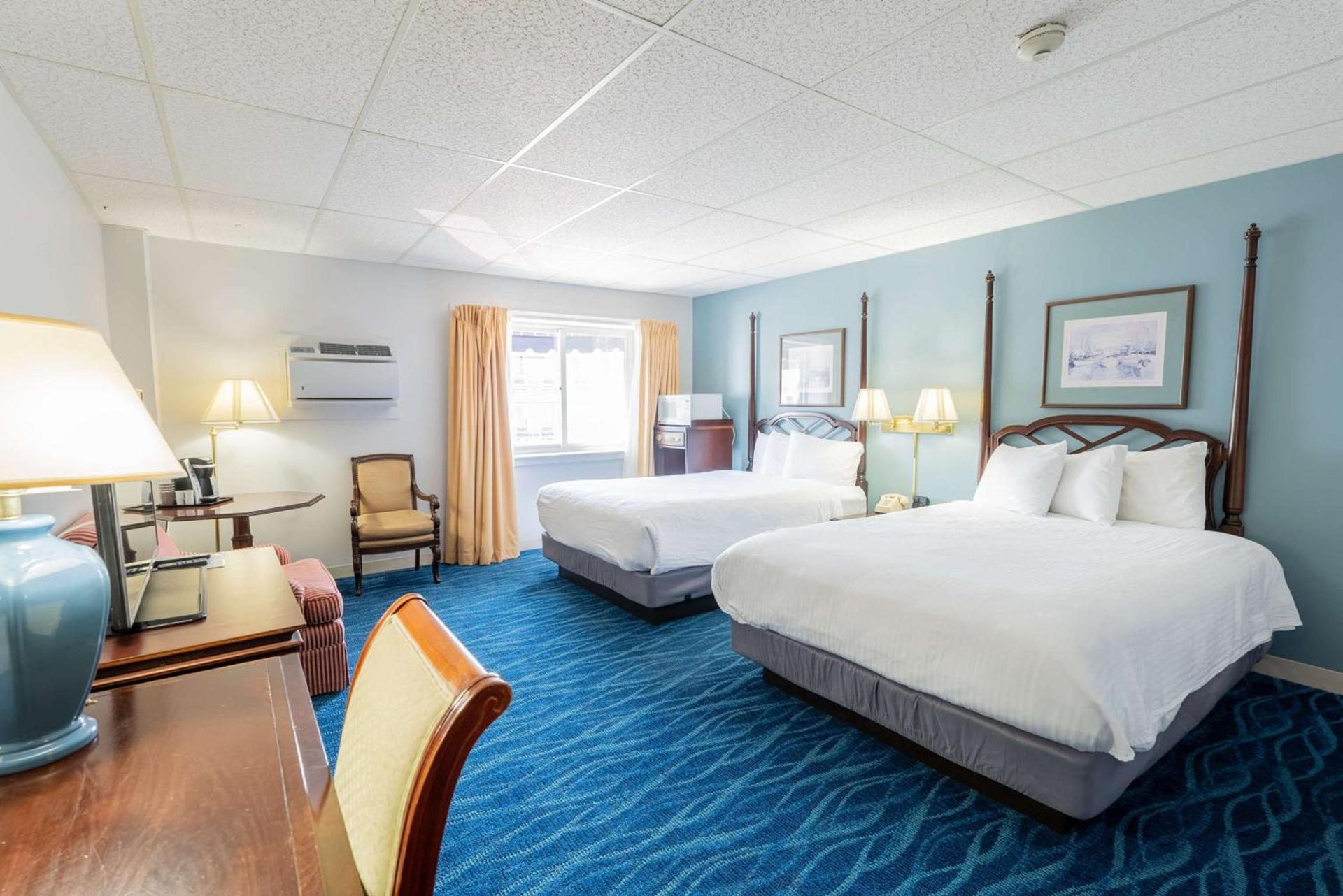Boothbay Harbor Inn photo 40