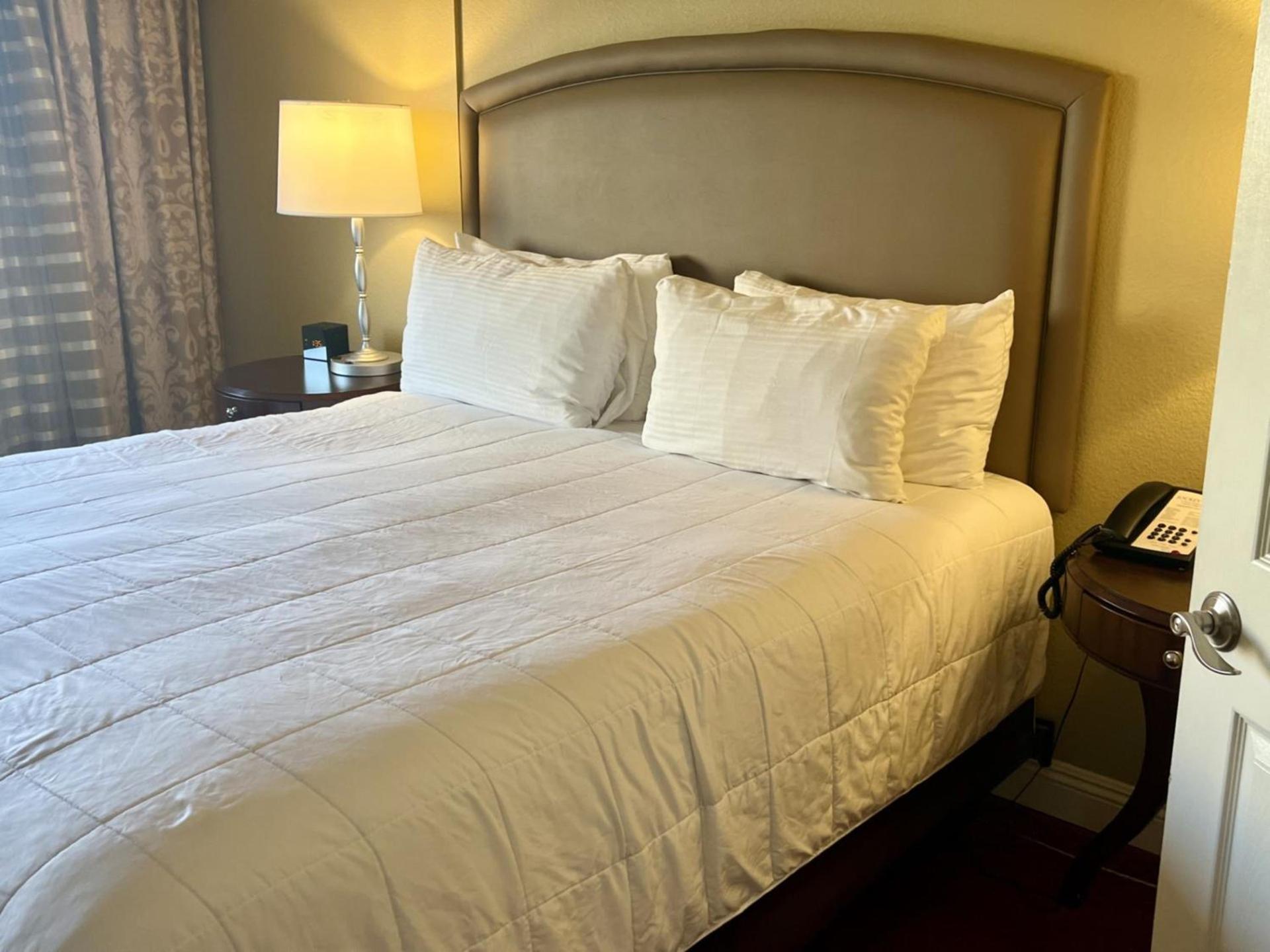 GetAways at the Jockey Club photo 64