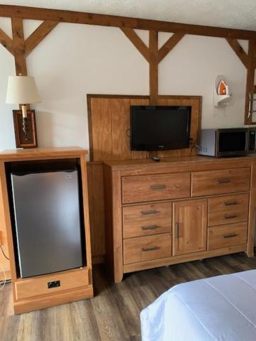 Beverly Hills Inn photo 29