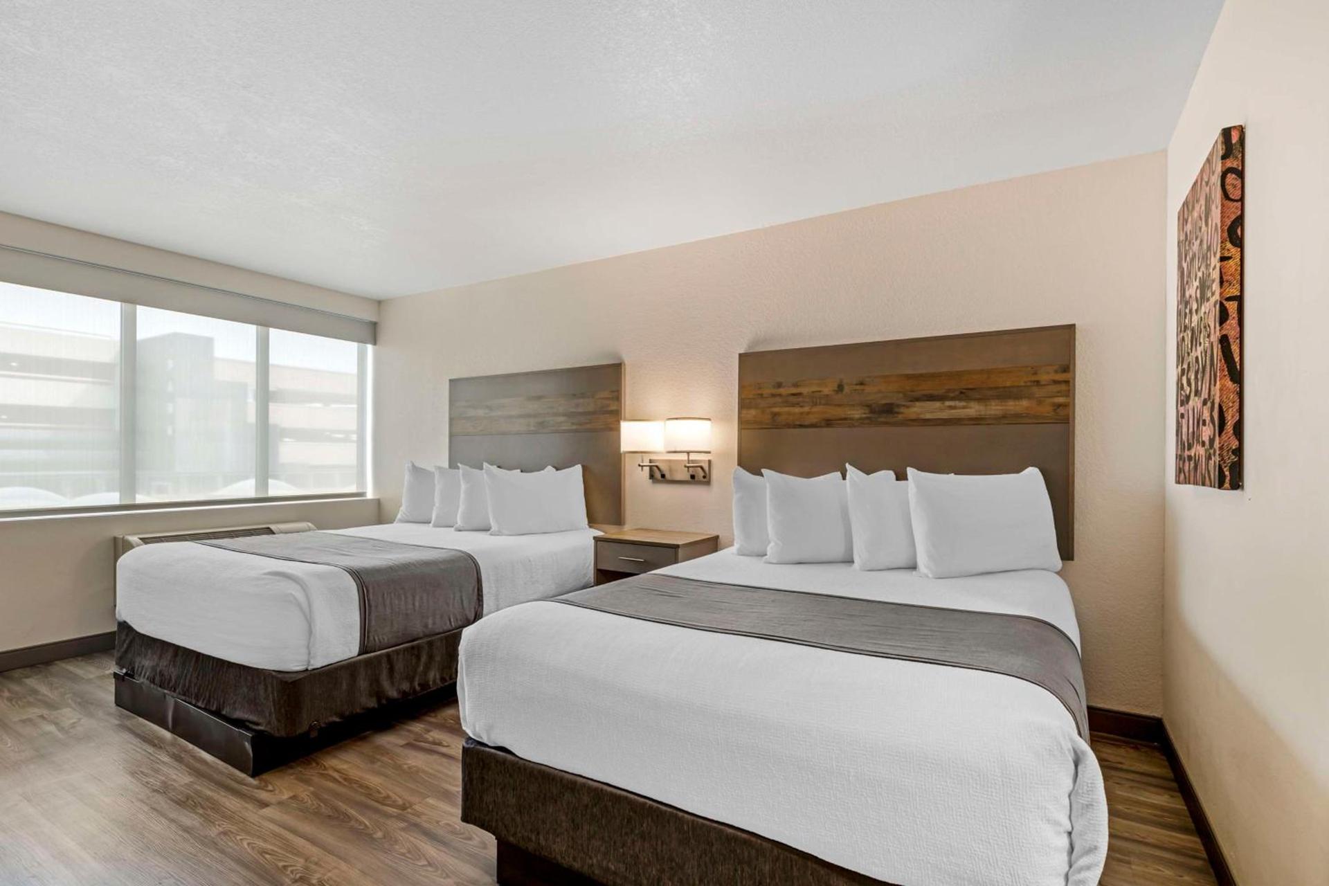 Best Western Plus Waterloo & Cedar Falls photo 12