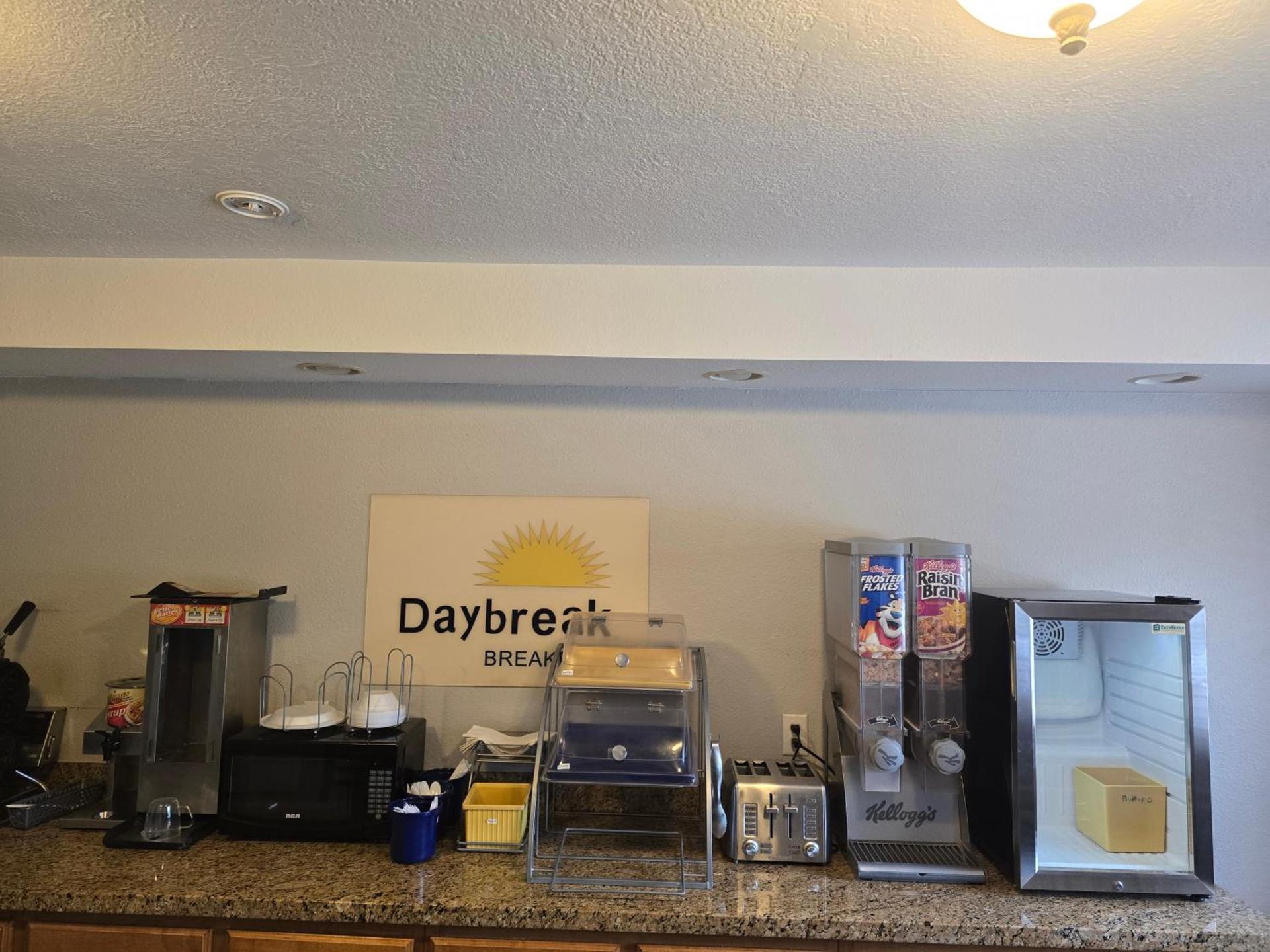 Antelope Inn & Suites photo 3