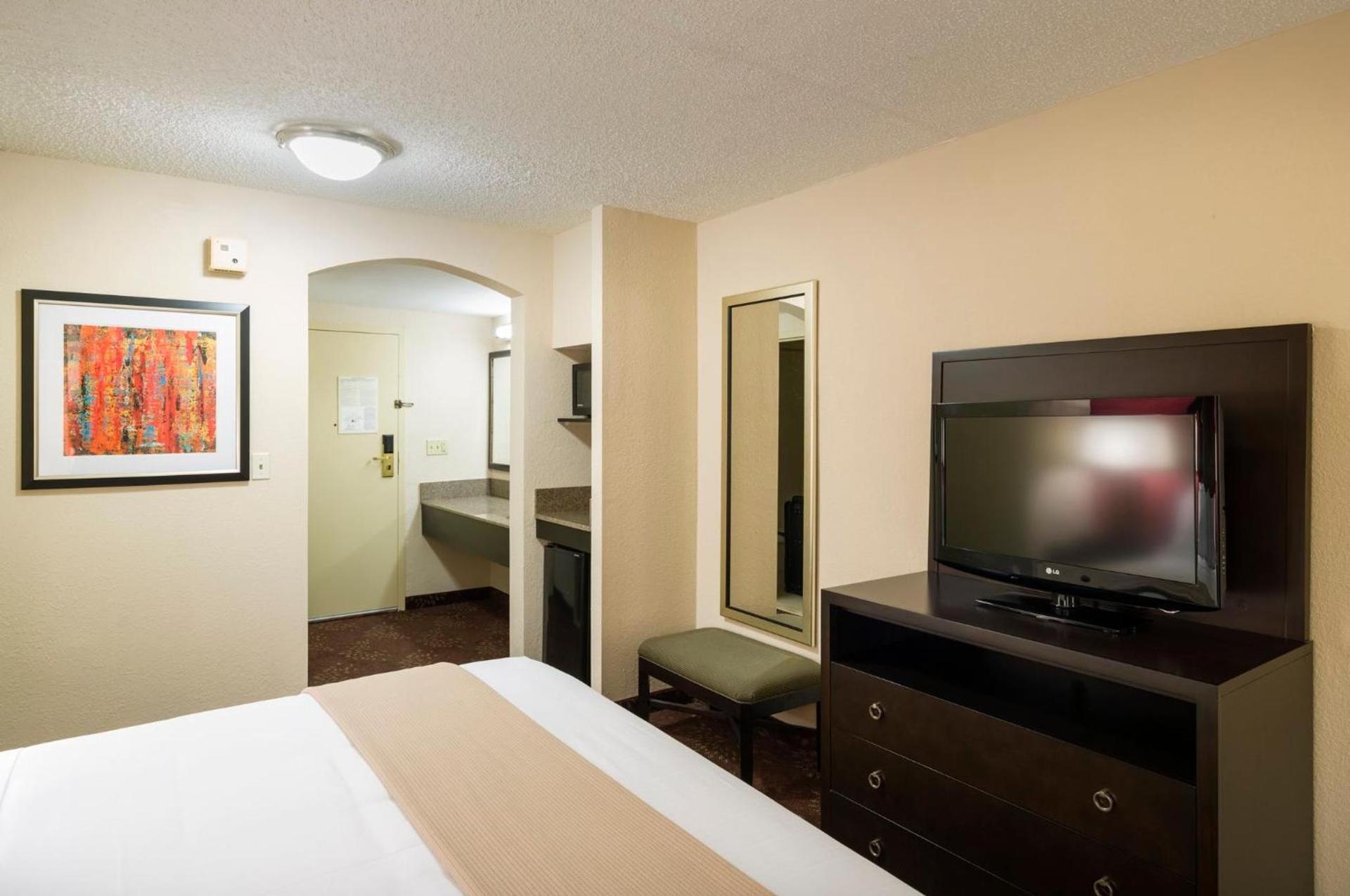 Holiday Inn Express Frazer - Malvern by IHG photo 6