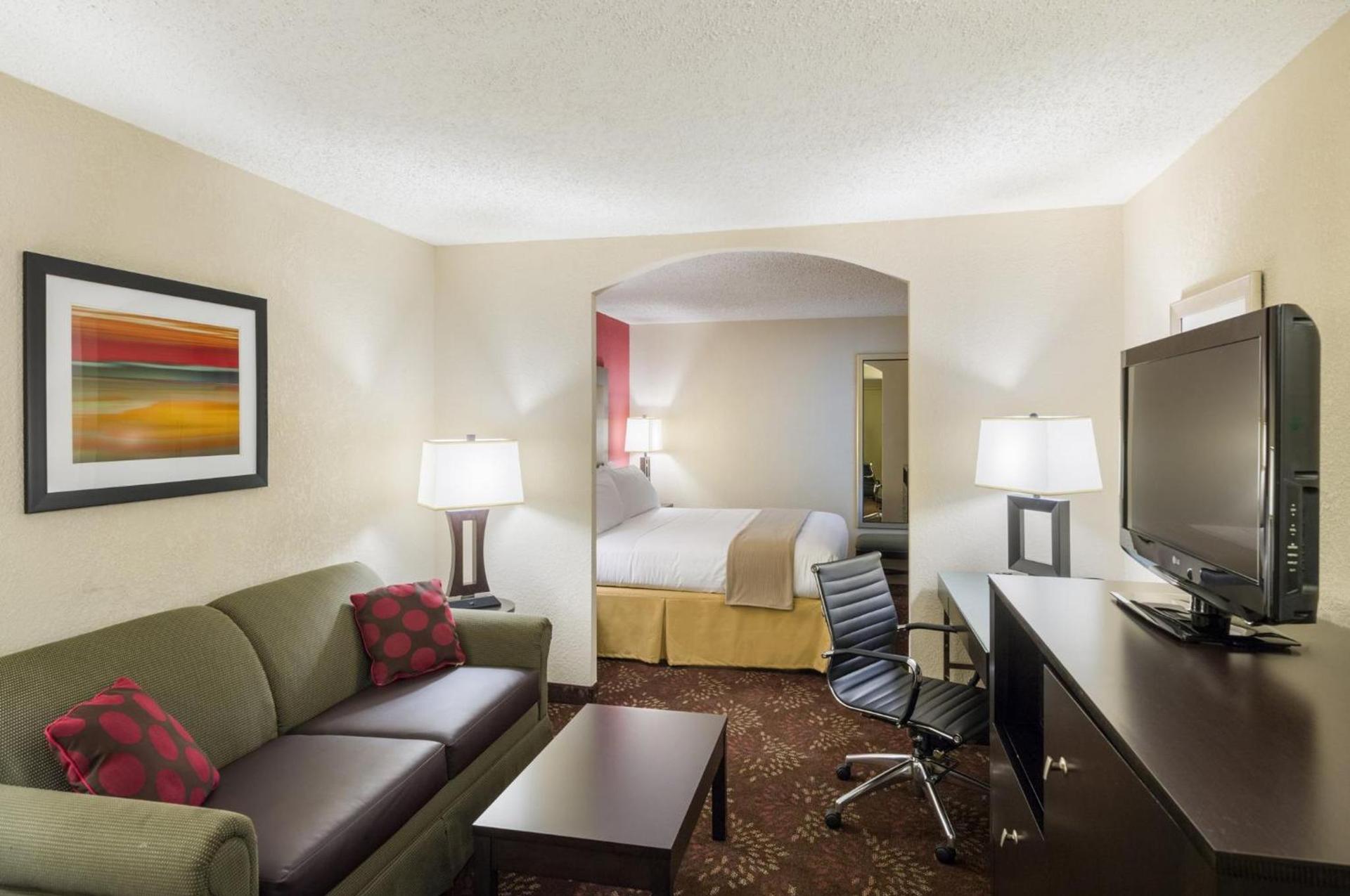Holiday Inn Express Frazer - Malvern by IHG photo 3