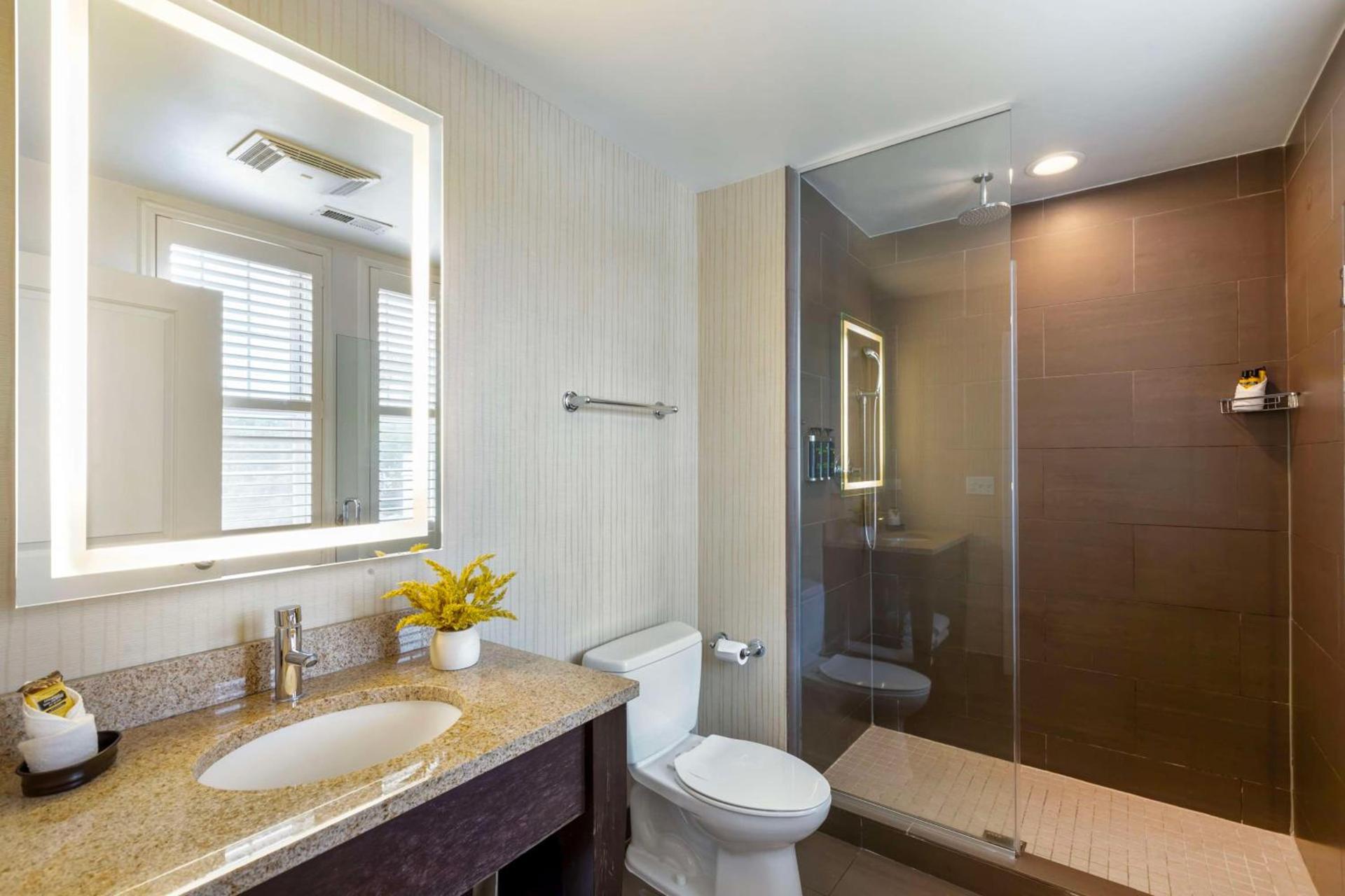 Best Western Plus Hawthorne Terrace Hotel photo 61