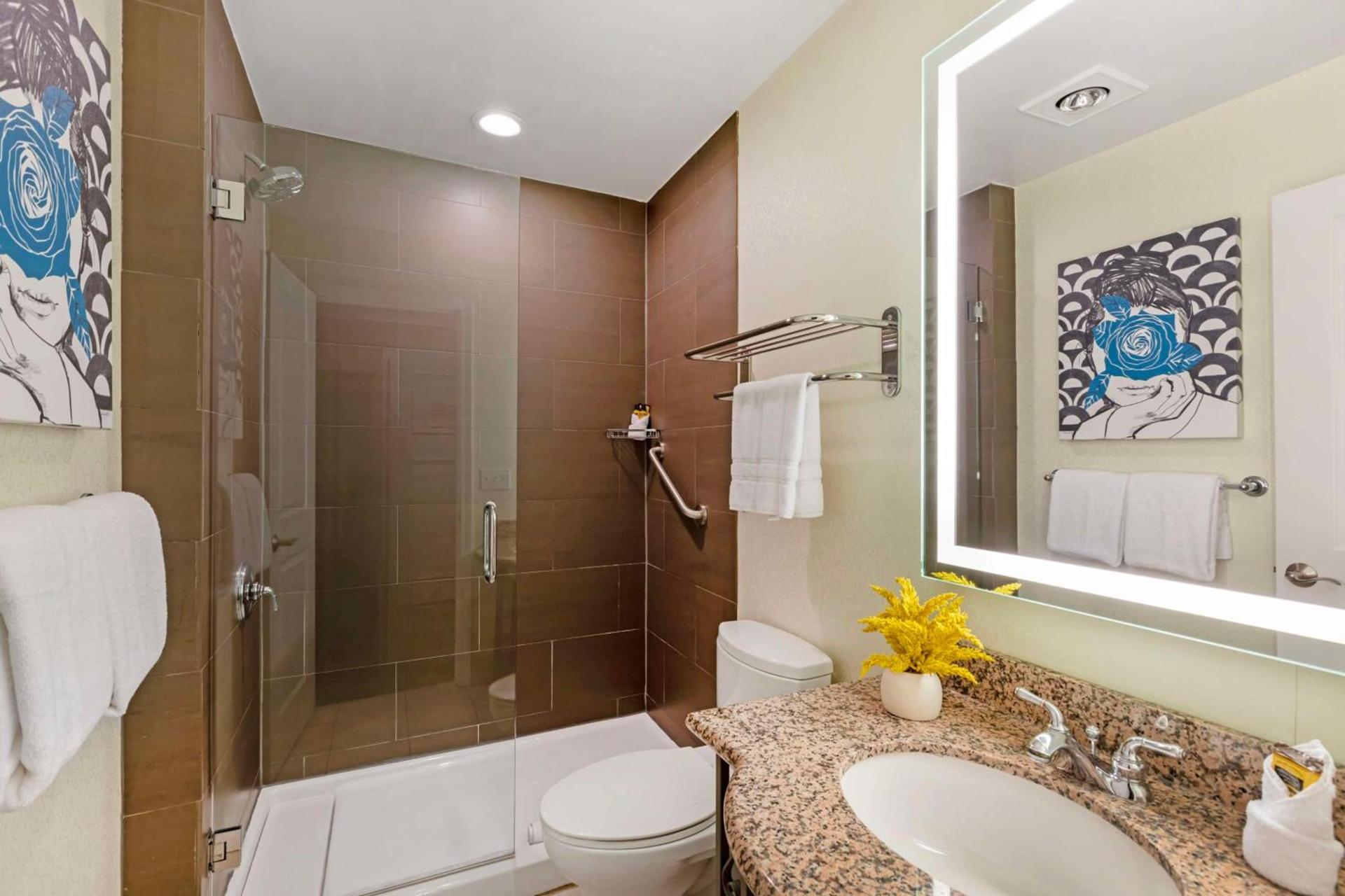 Best Western Plus Hawthorne Terrace Hotel photo 44