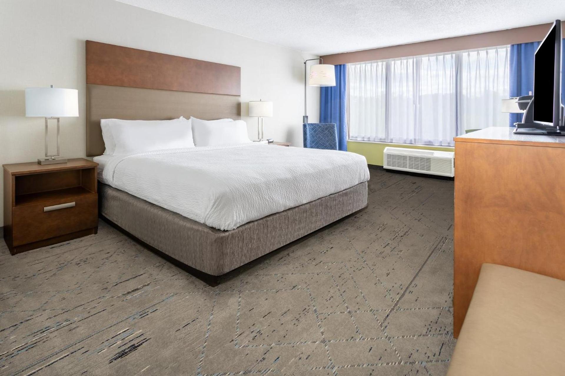 Holiday Inn Express & Suites Ft. Washington - Philadelphia by IHG photo 50