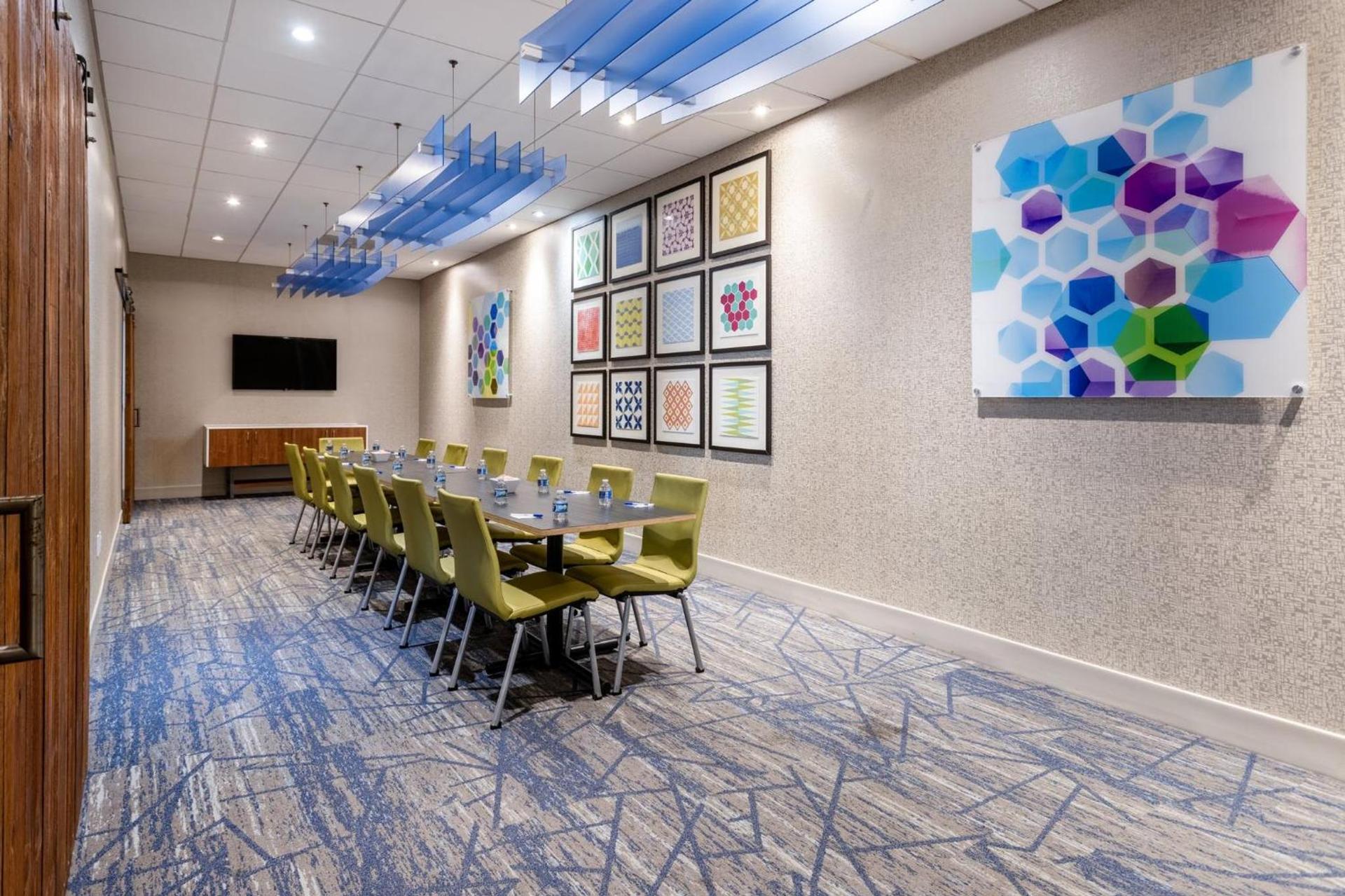 Holiday Inn Express & Suites Ft. Washington - Philadelphia by IHG photo 63