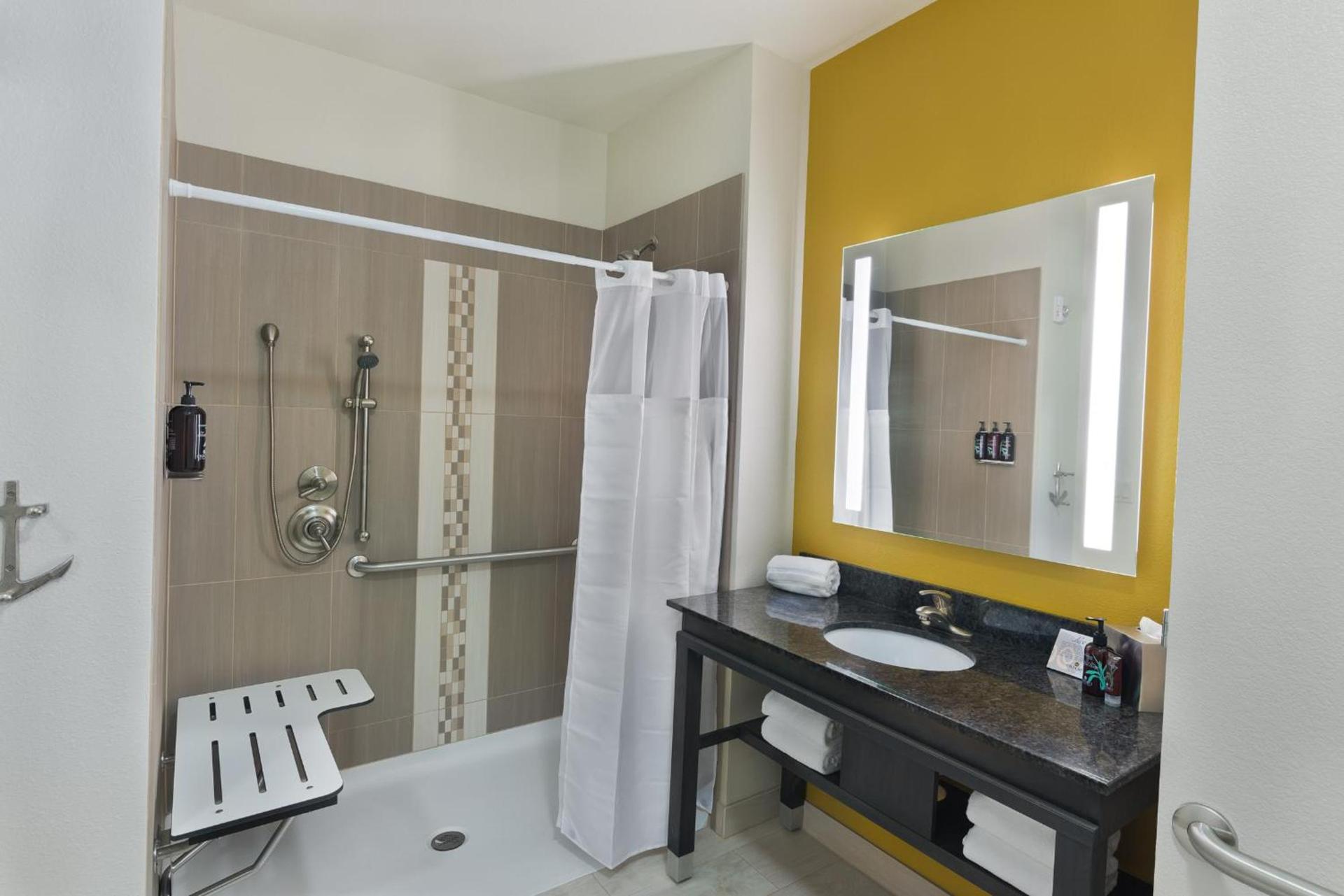 Oxford Suites Bellingham photo 15