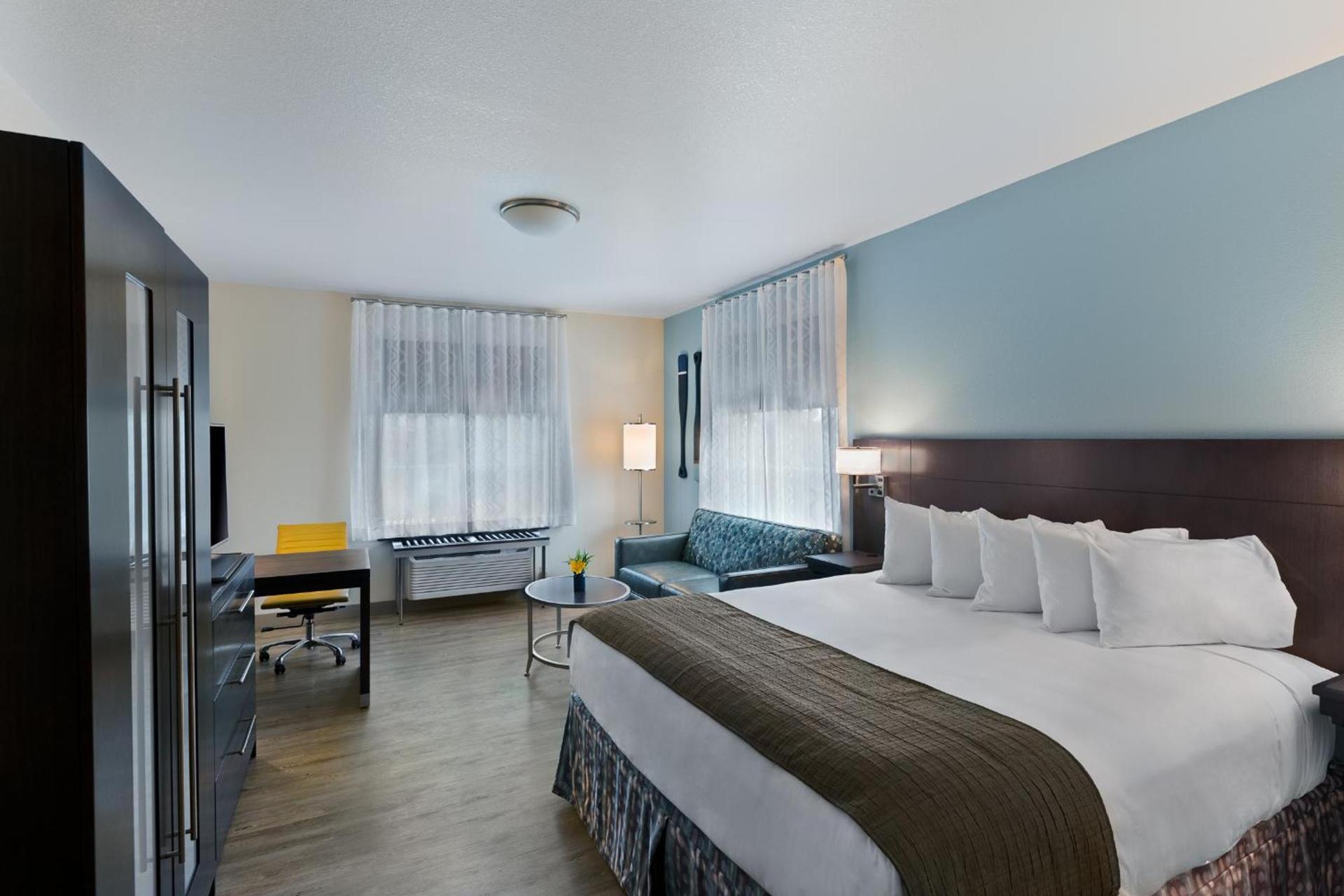 Oxford Suites Bellingham photo 2
