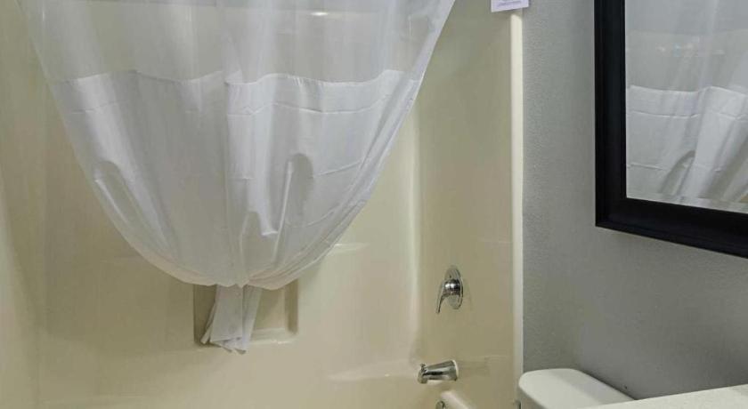 Quality Inn photo 67