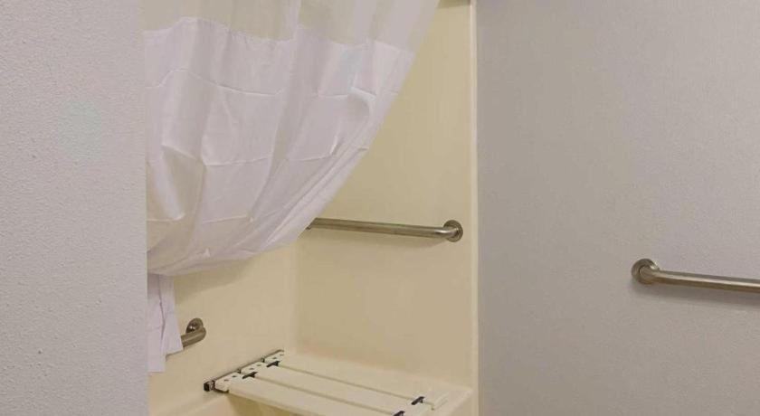 Quality Inn photo 78