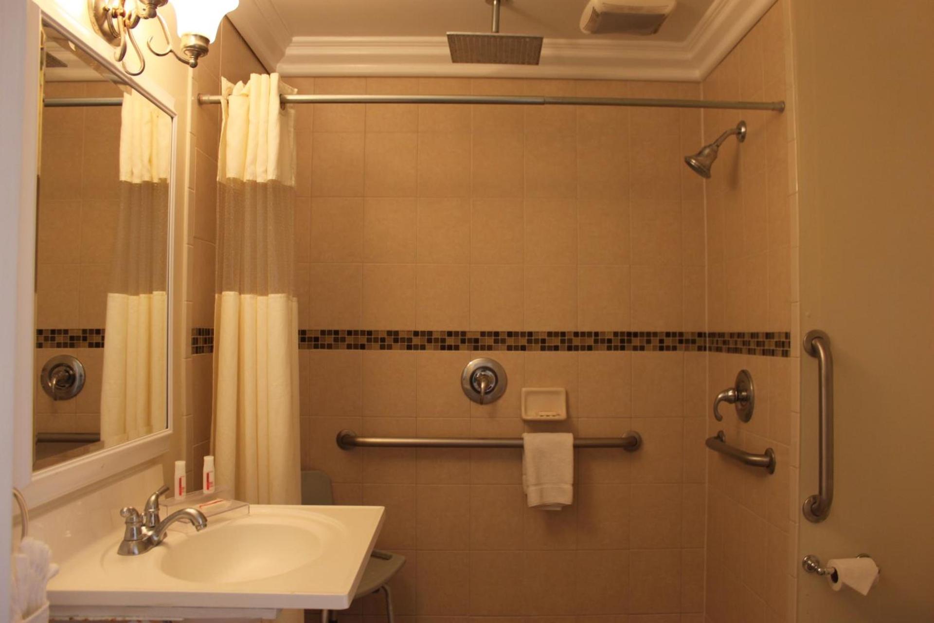 Quality Inn & Suites Santa Maria photo 53
