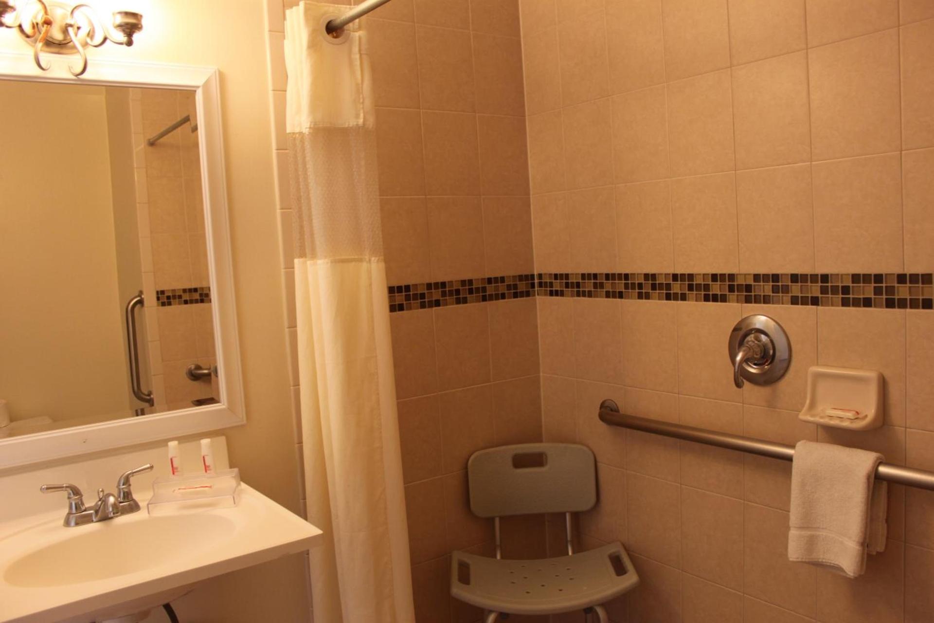 Quality Inn & Suites Santa Maria photo 51