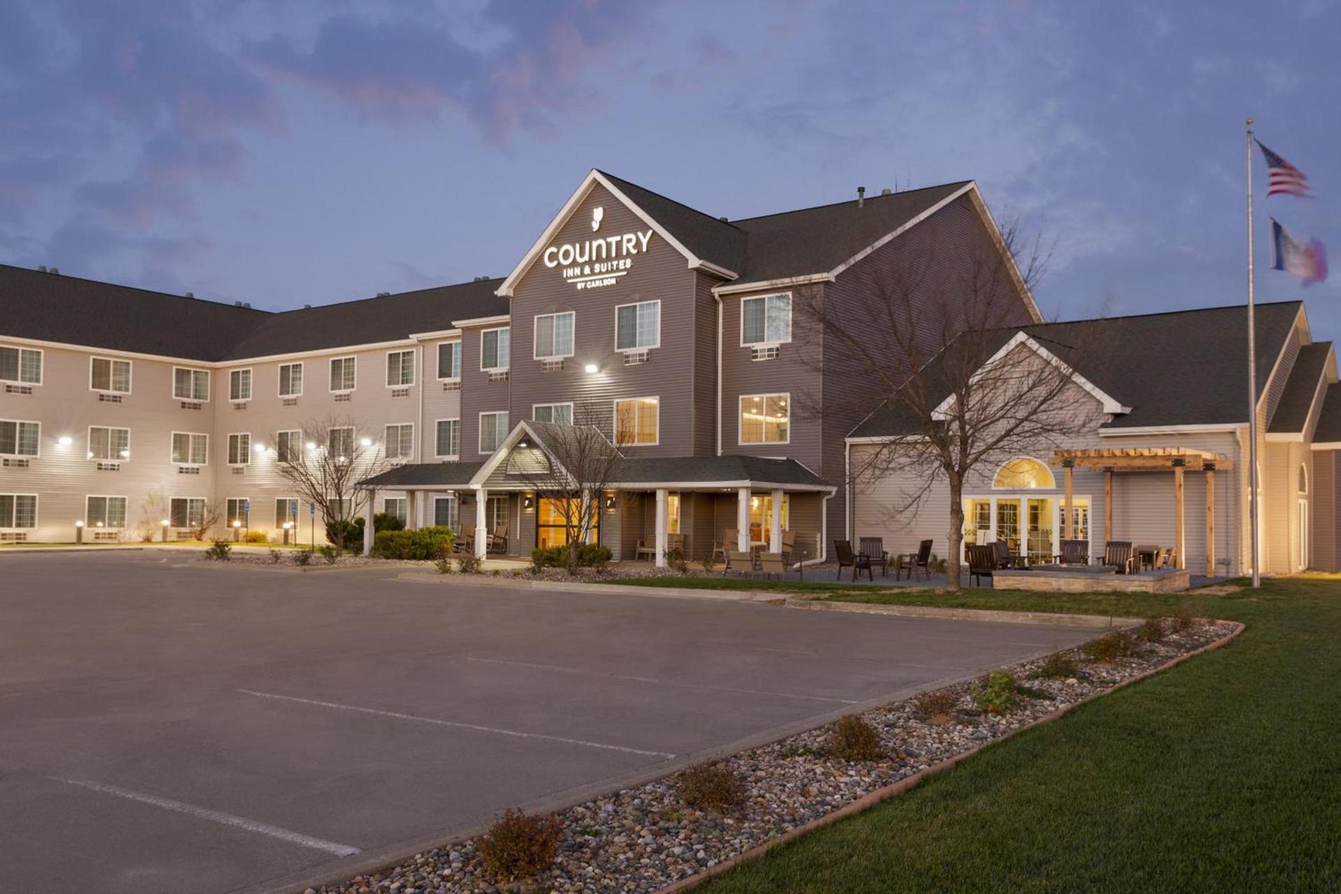 Country Inn & Suites by Radisson, Ames, IA photo 16