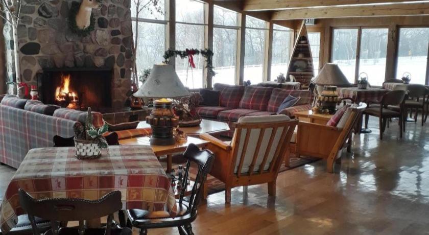 Birchwood Inn photo 14