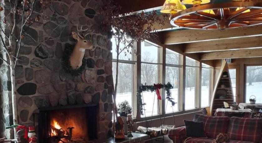 Birchwood Inn photo 20