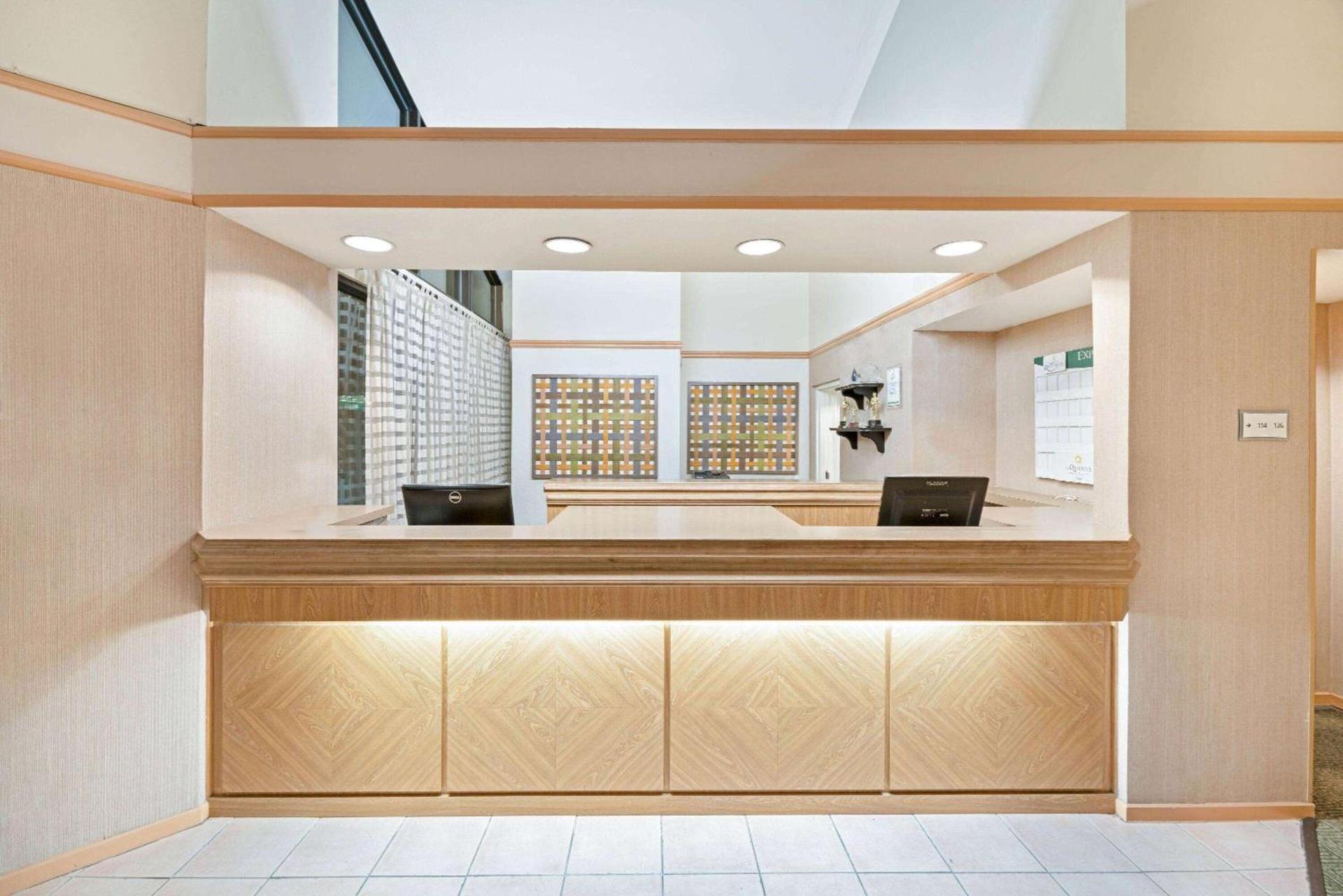 La Quinta by Wyndham Salt Lake City - Layton photo 6