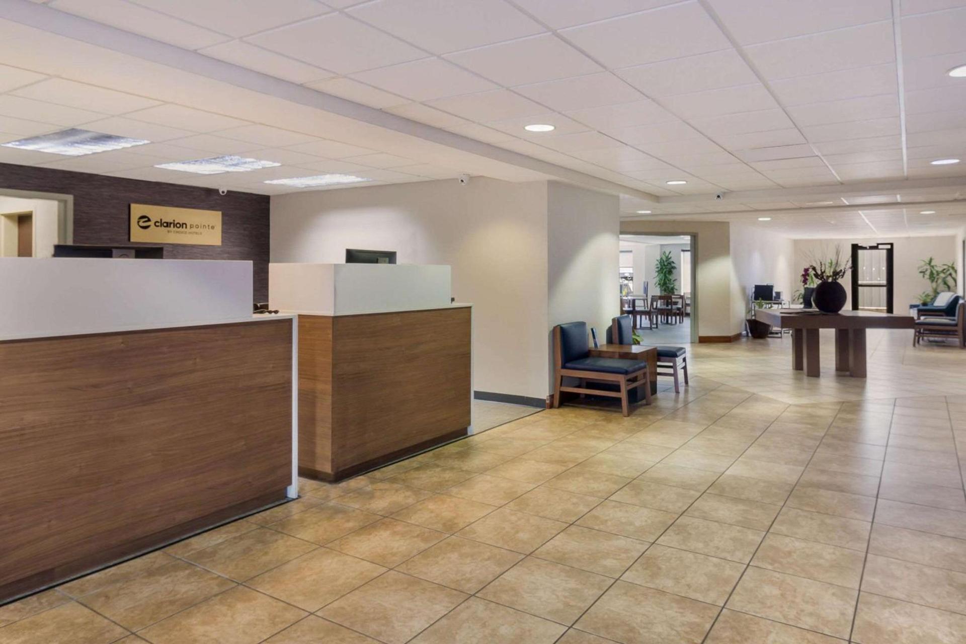 Clarion Pointe Charleston - West Ashley photo 4