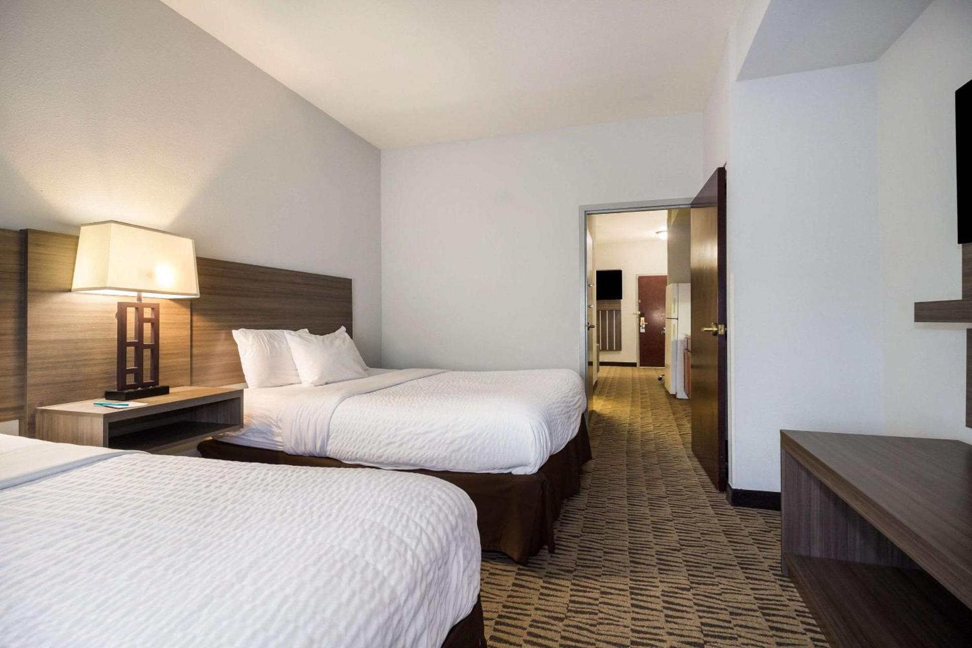 Clarion Pointe Charleston - West Ashley photo 20